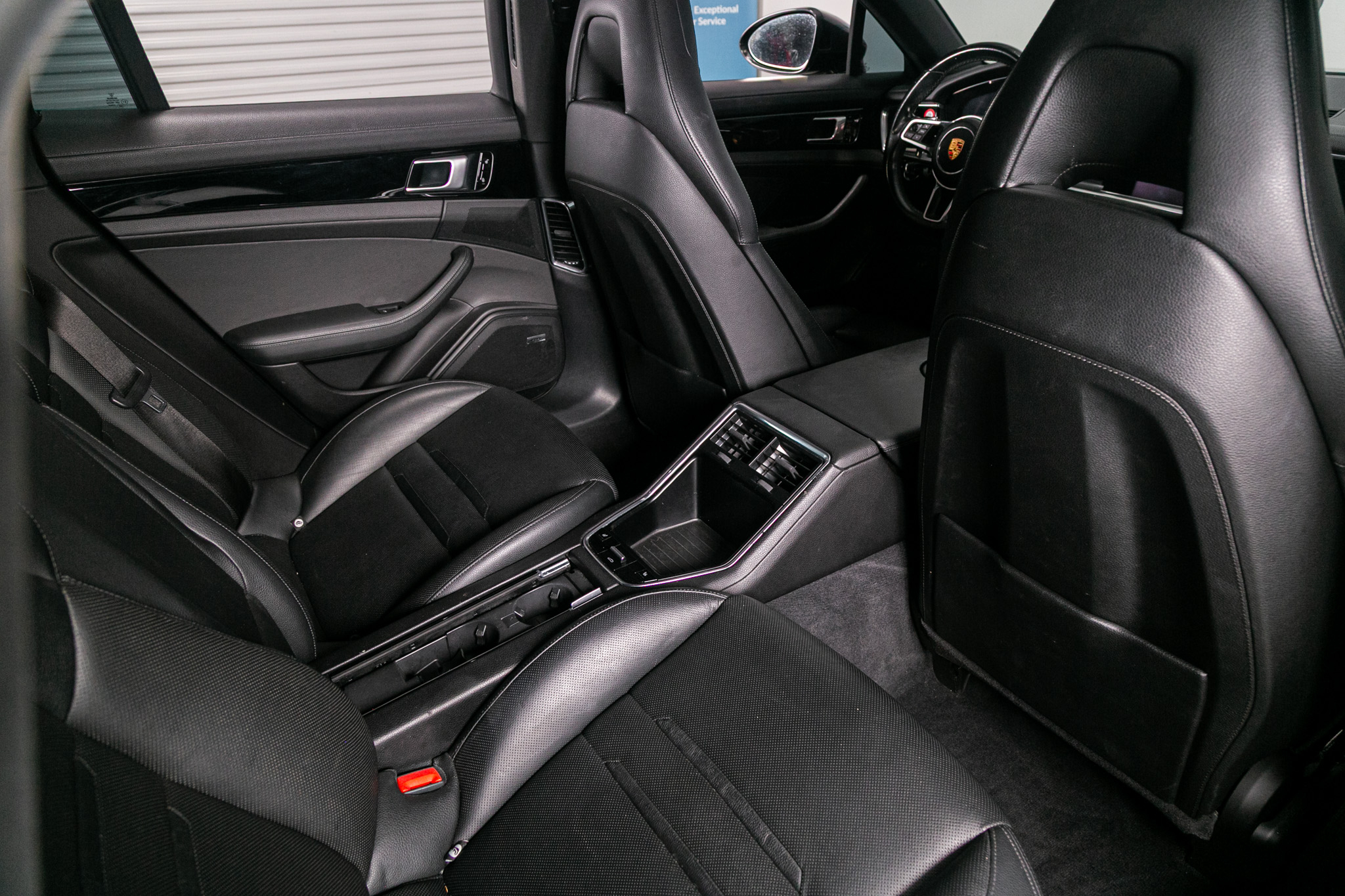 Porsche Panamera 4 2018