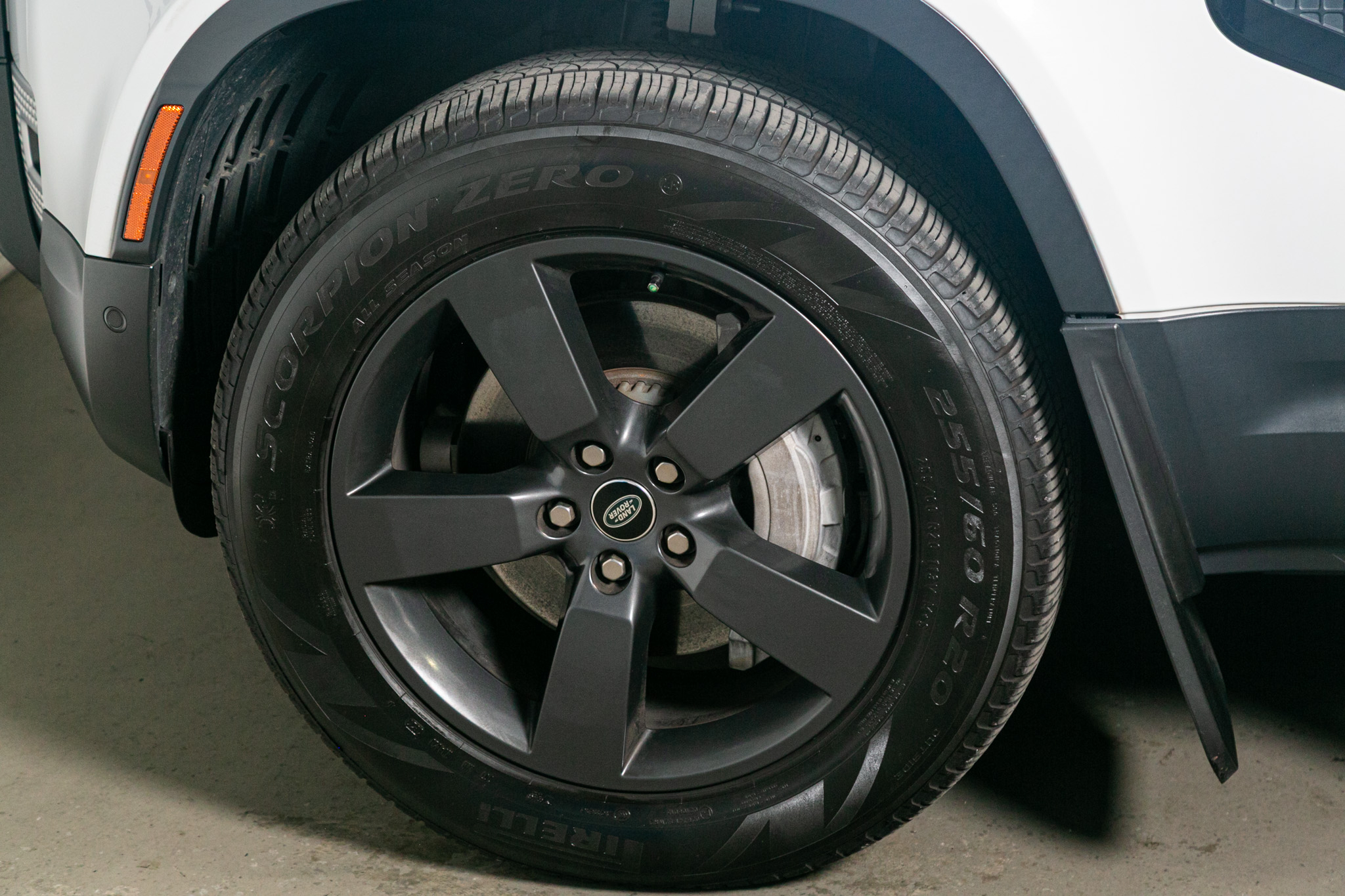 Land Rover Defender 110 SE AWD 2021