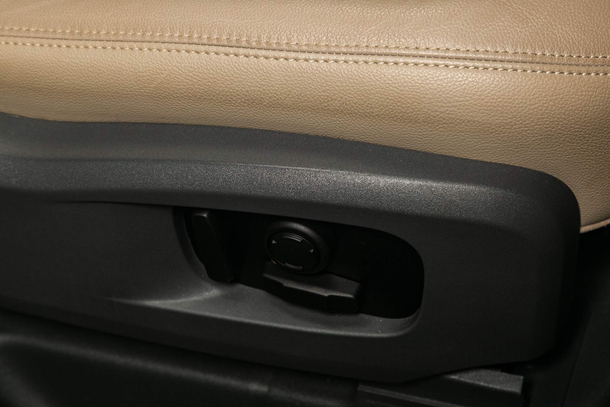 Land Rover Defender 110 SE AWD 2021