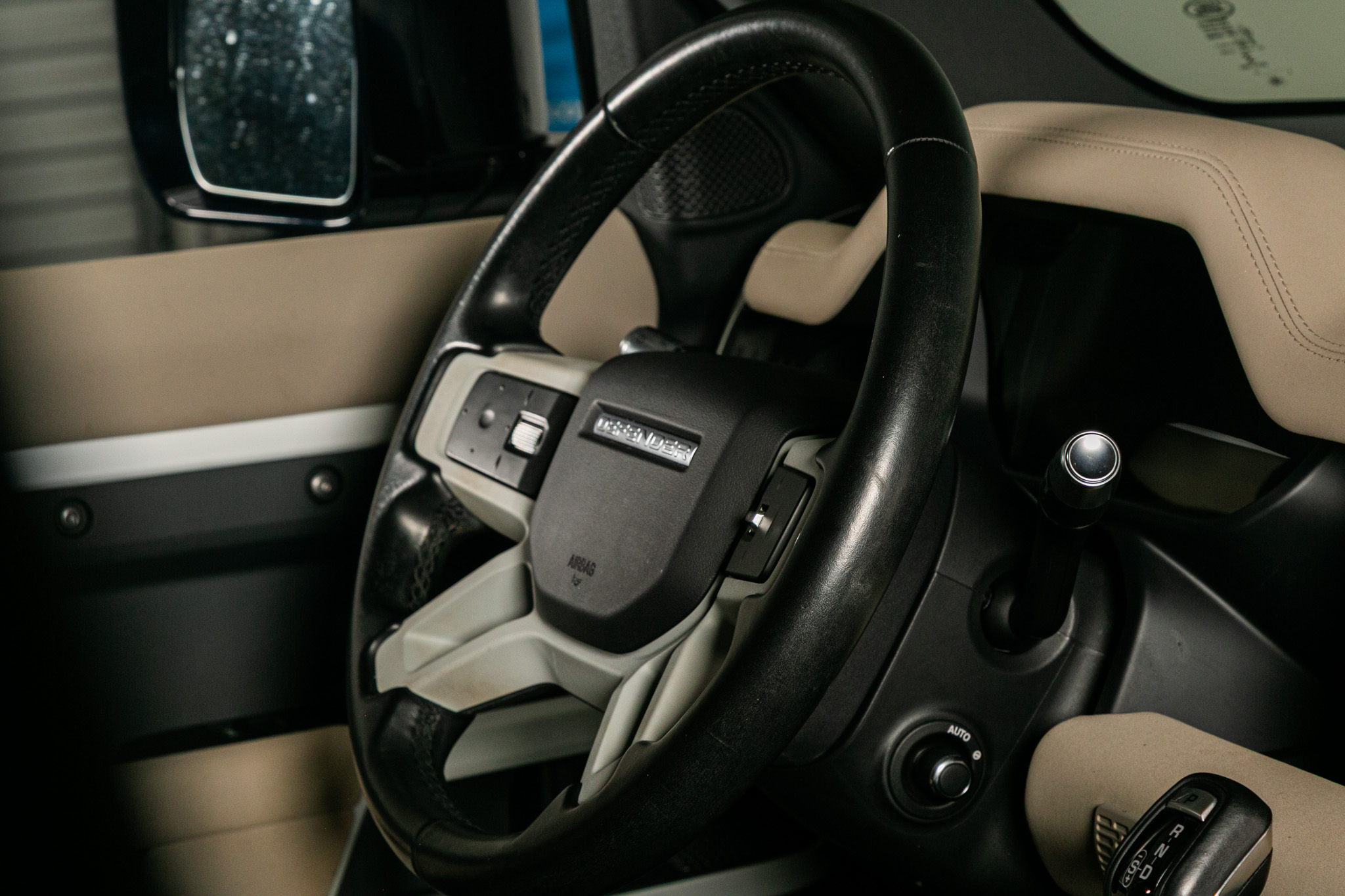 Land Rover Defender 110 SE AWD 2021