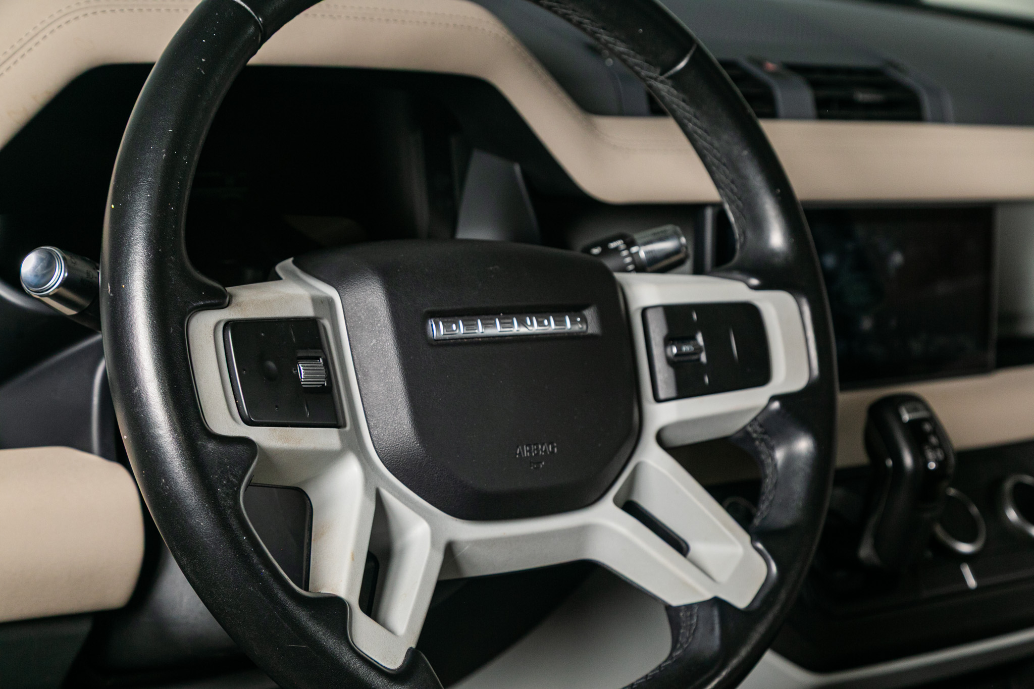 Land Rover Defender 110 SE AWD 2021