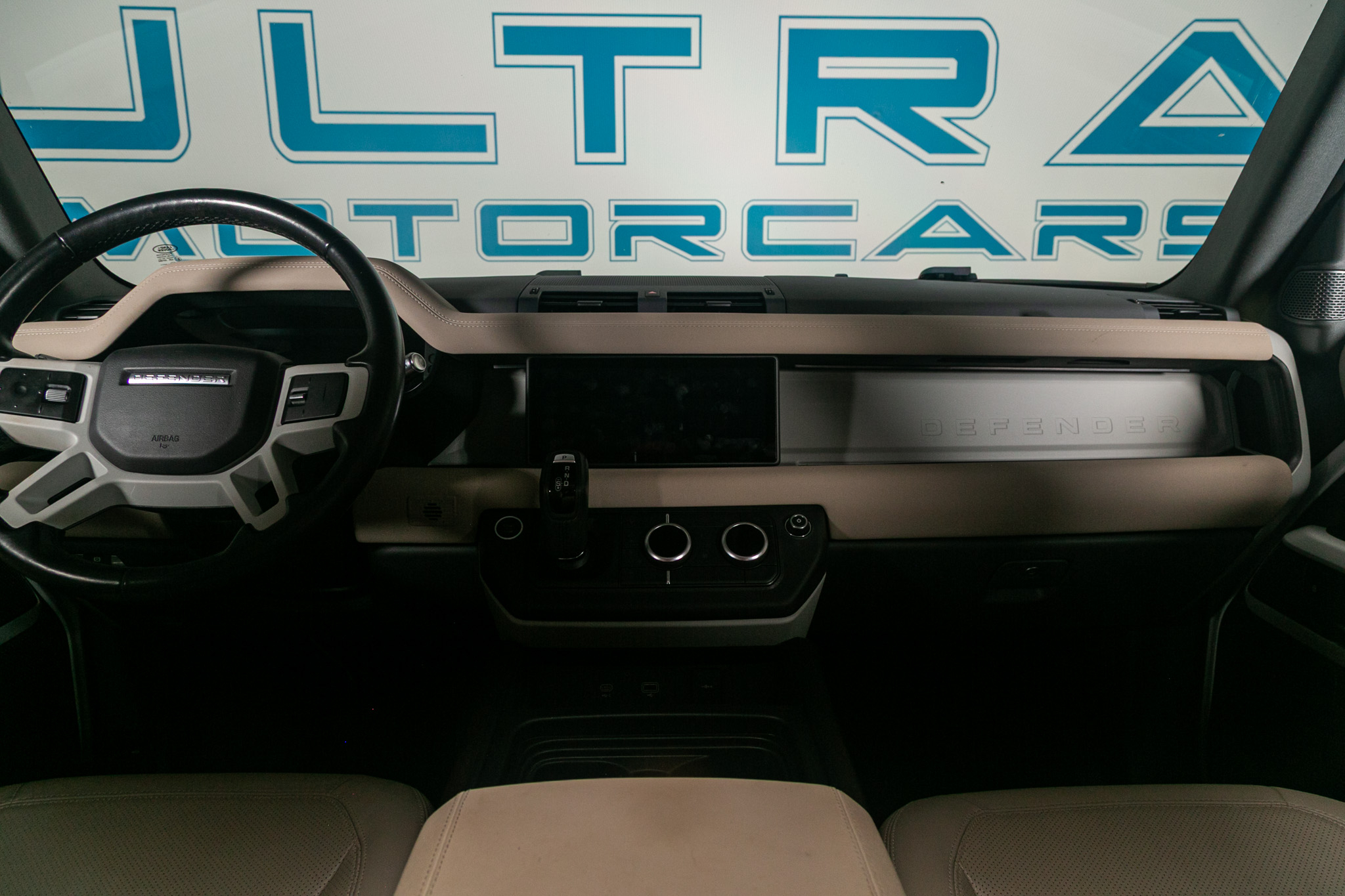 Land Rover Defender 110 SE AWD 2021