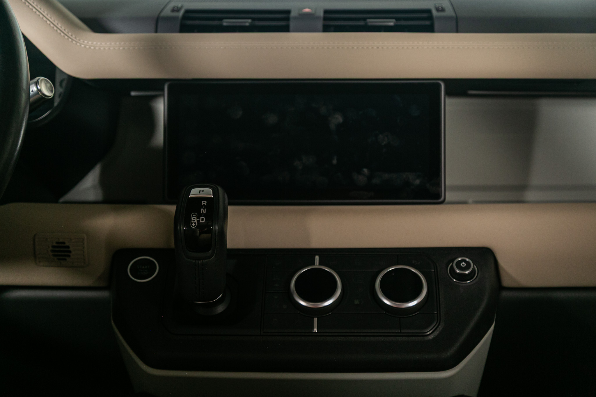 Land Rover Defender 110 SE AWD 2021