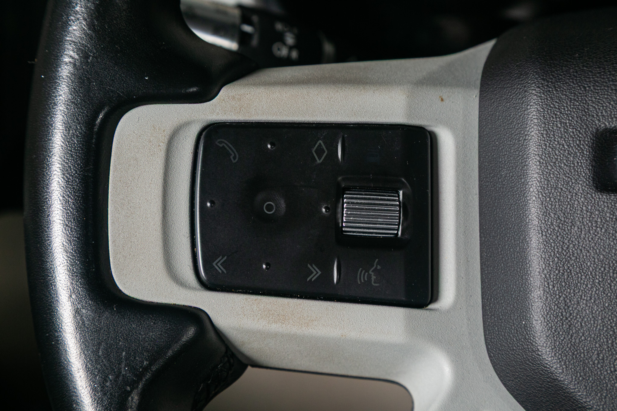 Land Rover Defender 110 SE AWD 2021