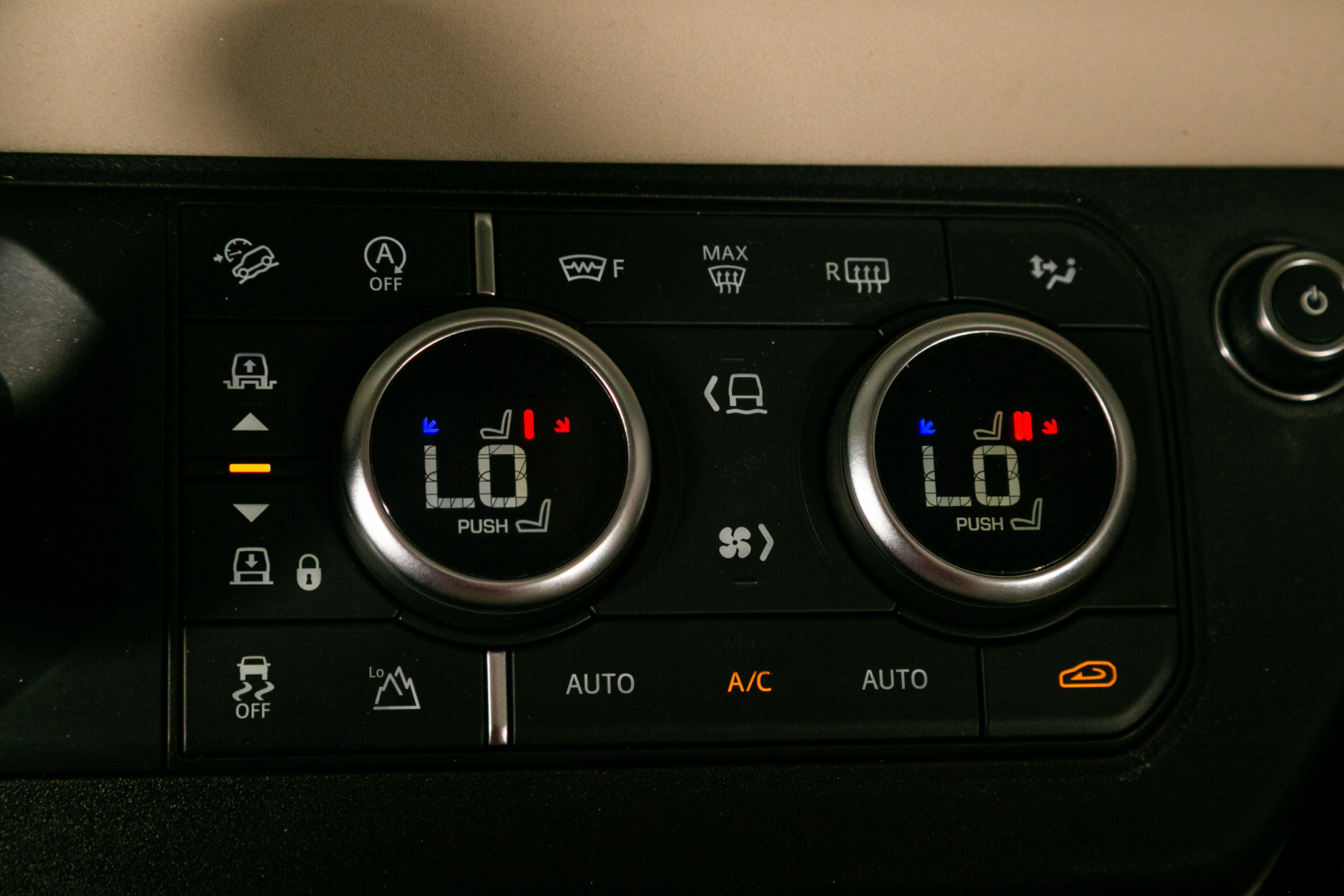 Land Rover Defender 110 SE AWD 2021