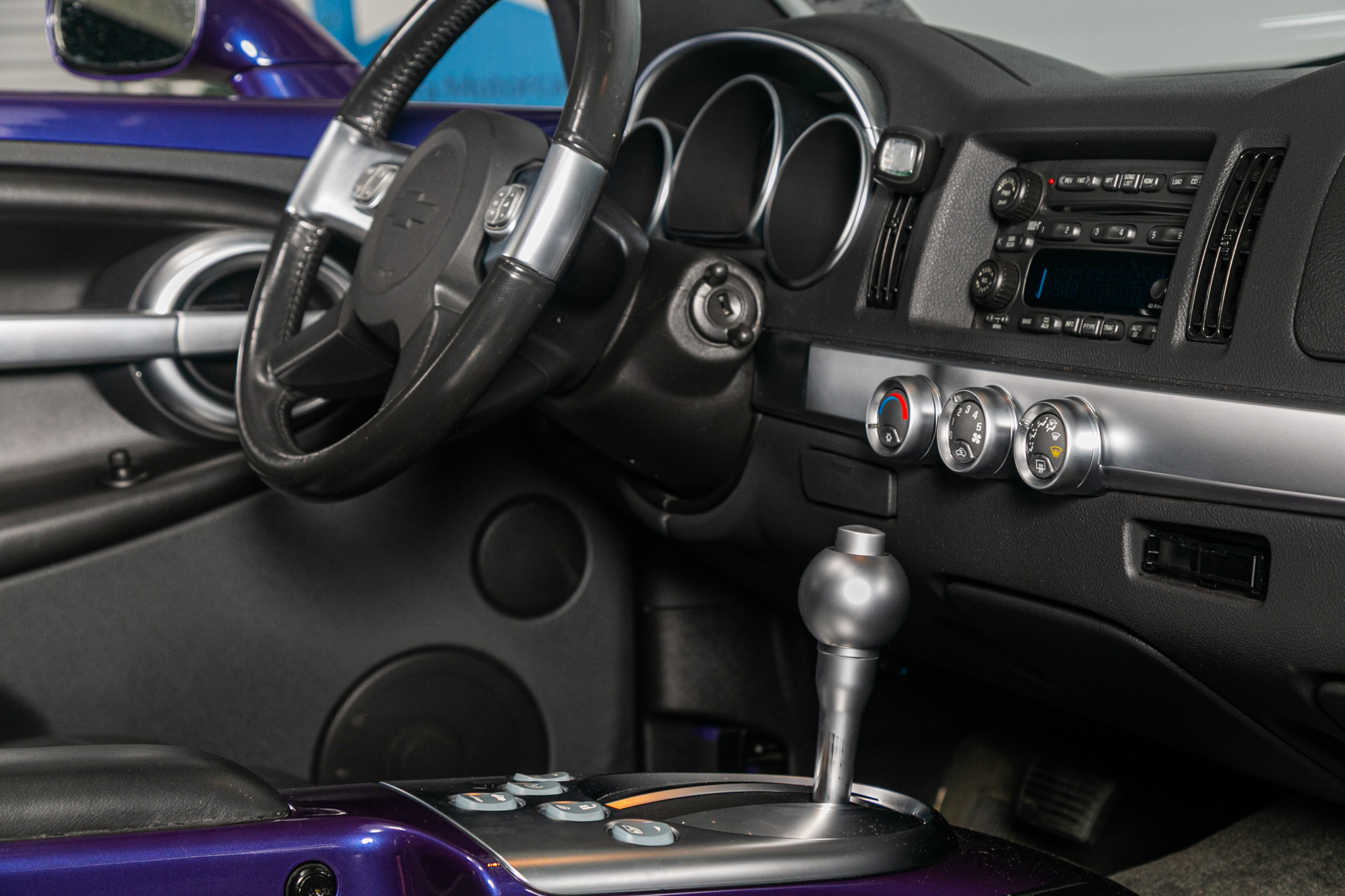 Chevrolet SSR Reg Cab 116.0" WB LS 2004