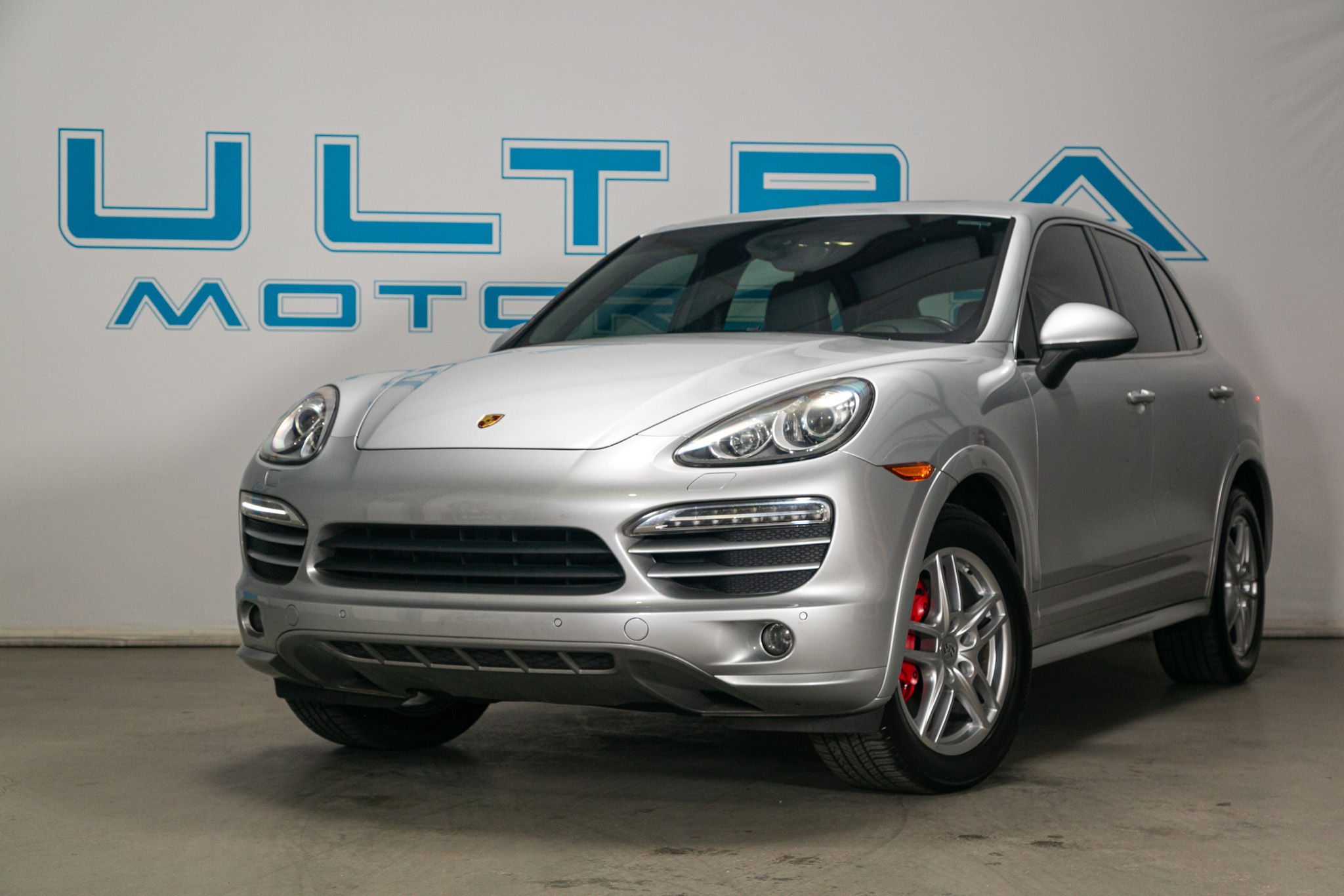 Porsche Cayenne AWD 4dr Tiptronic 2012