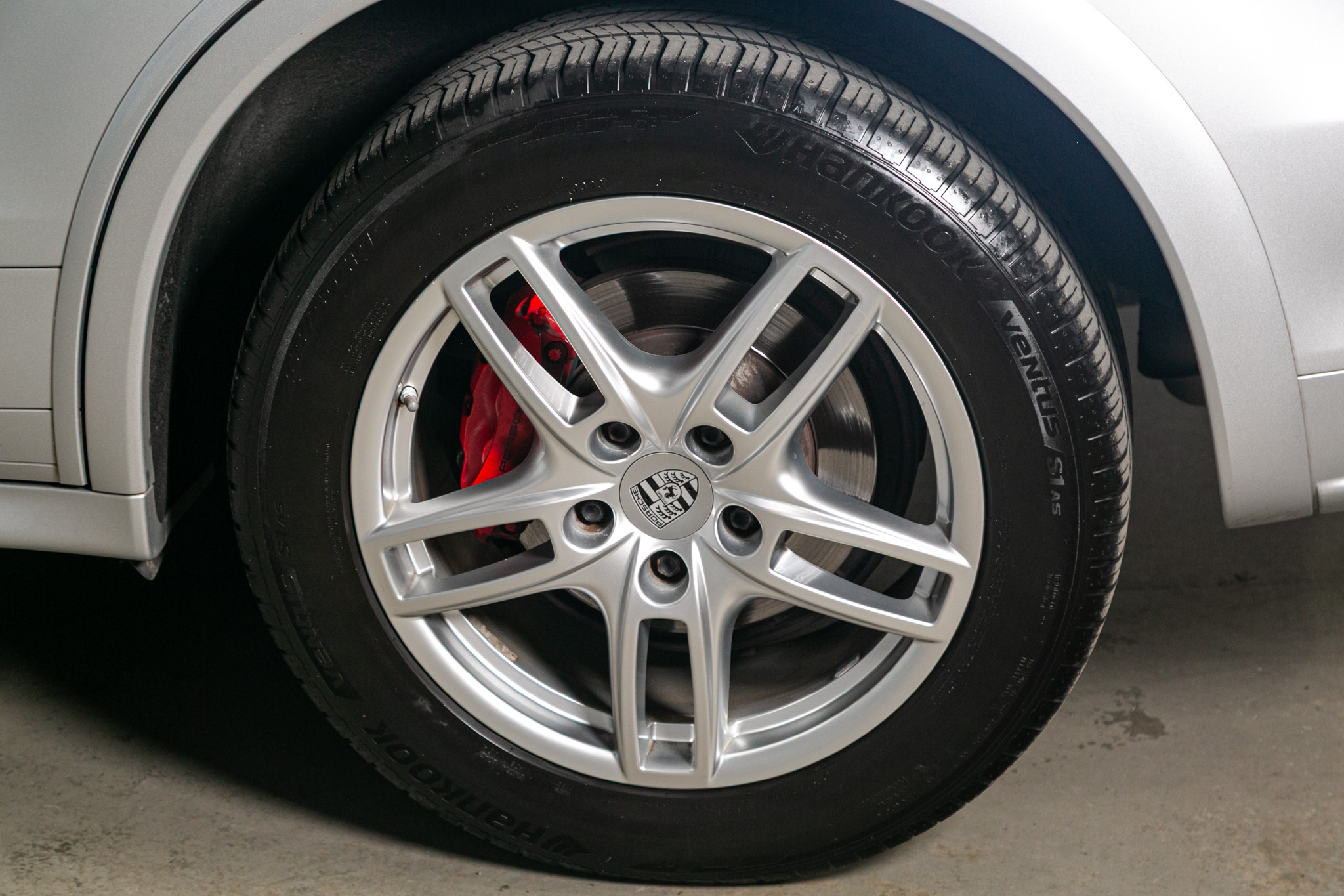 Porsche Cayenne AWD 4dr Tiptronic 2012