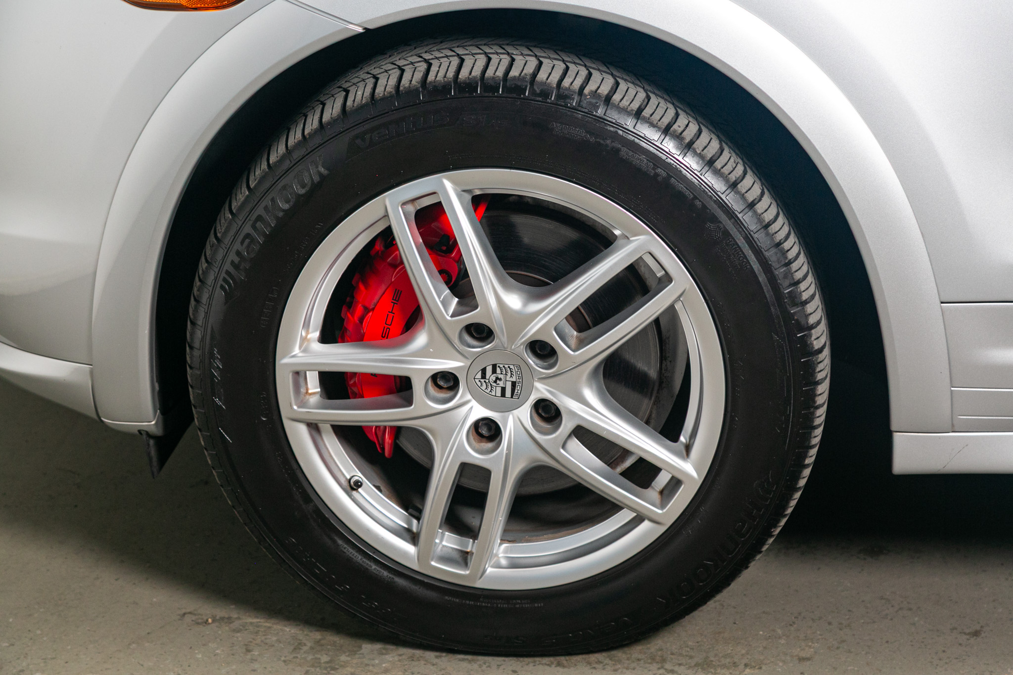 Porsche Cayenne AWD 4dr Tiptronic 2012