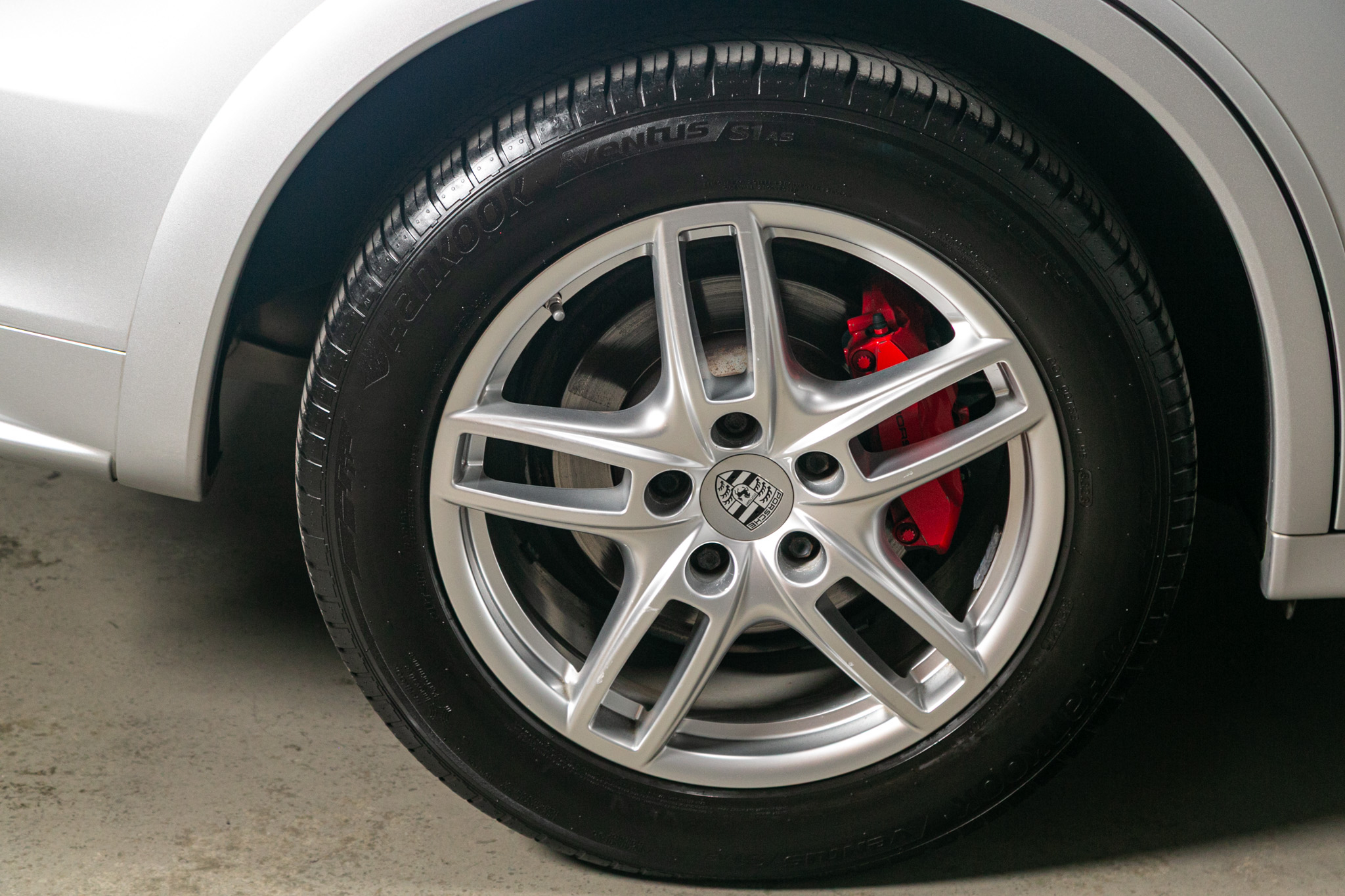 Porsche Cayenne AWD 4dr Tiptronic 2012