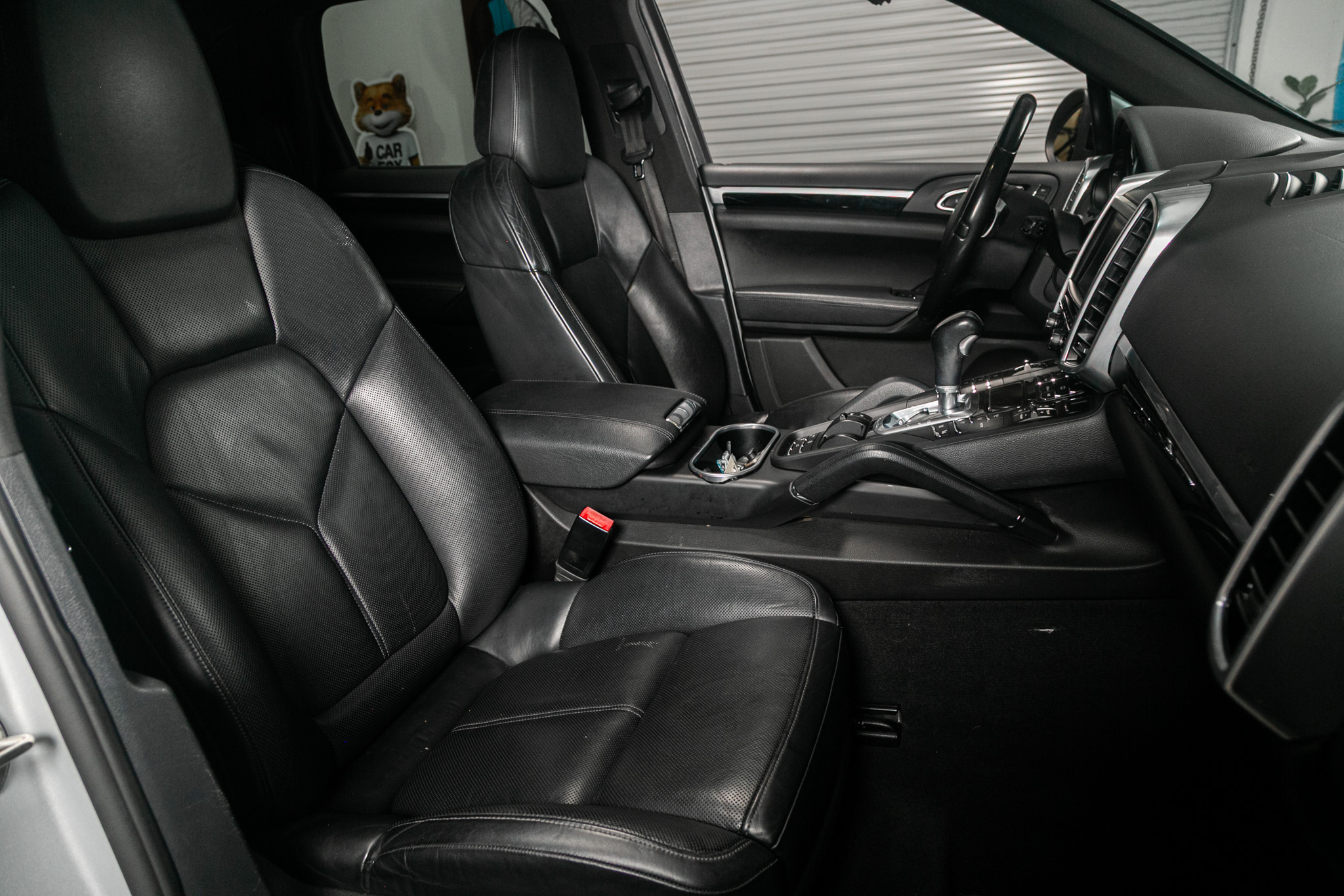 Porsche Cayenne AWD 4dr Tiptronic 2012