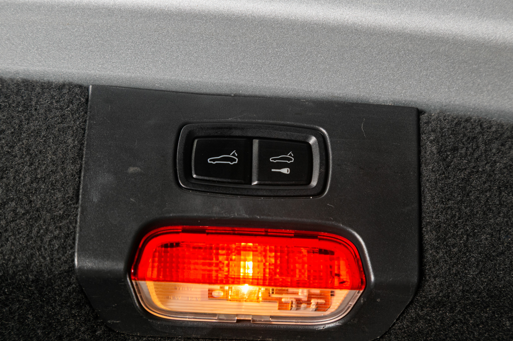 Porsche Cayenne AWD 4dr Tiptronic 2012