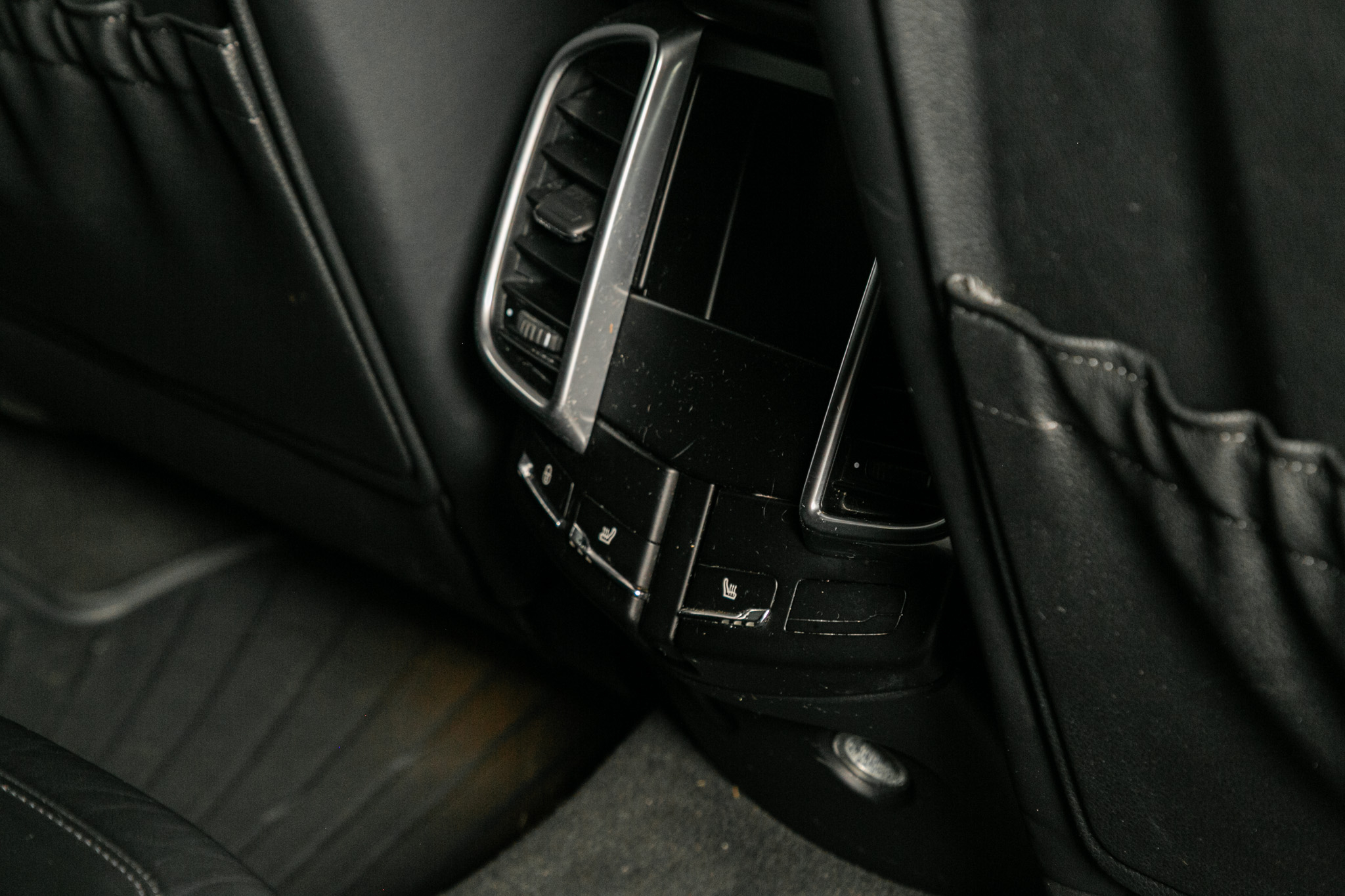 Porsche Cayenne AWD 4dr Tiptronic 2012