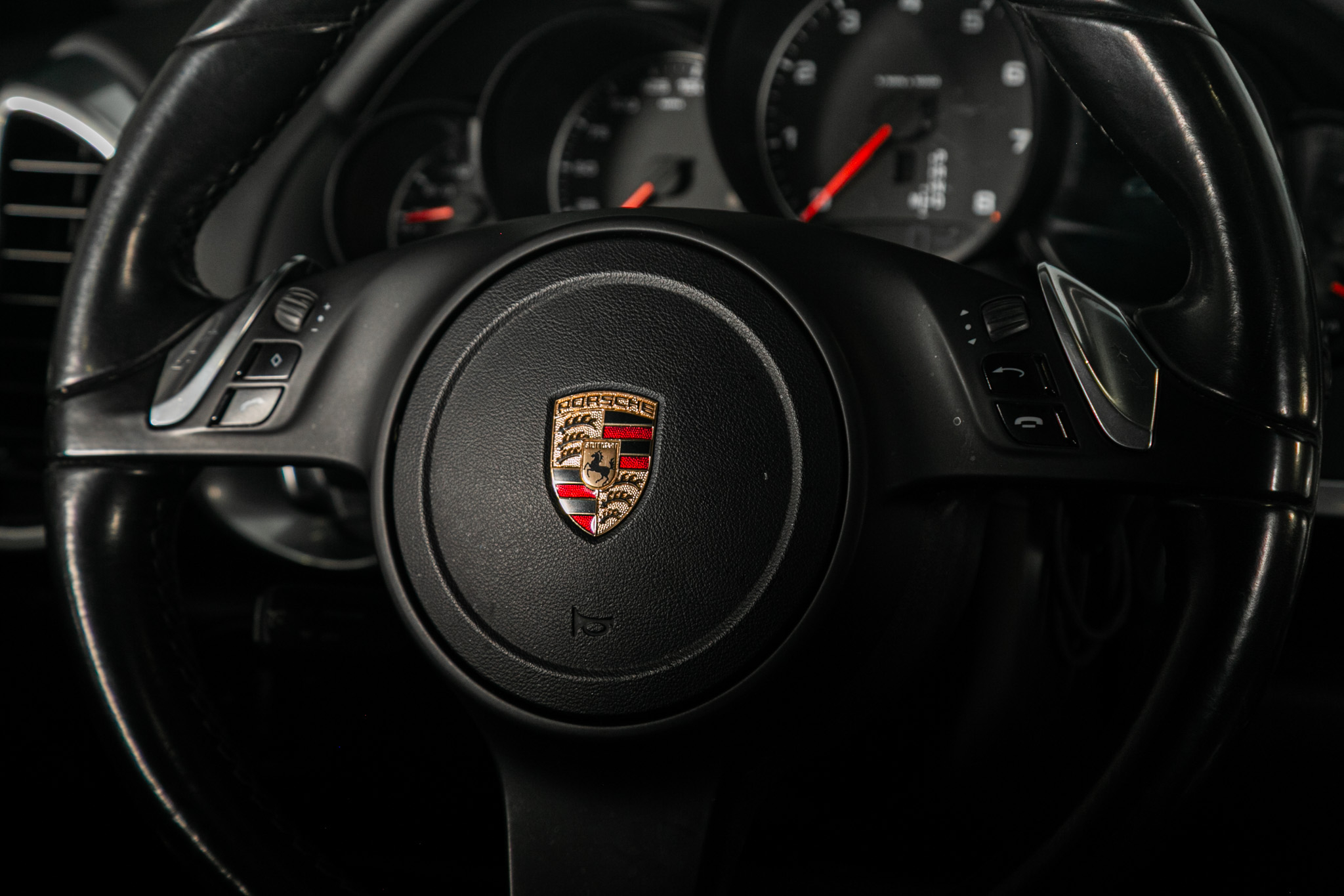 Porsche Cayenne AWD 4dr Tiptronic 2012