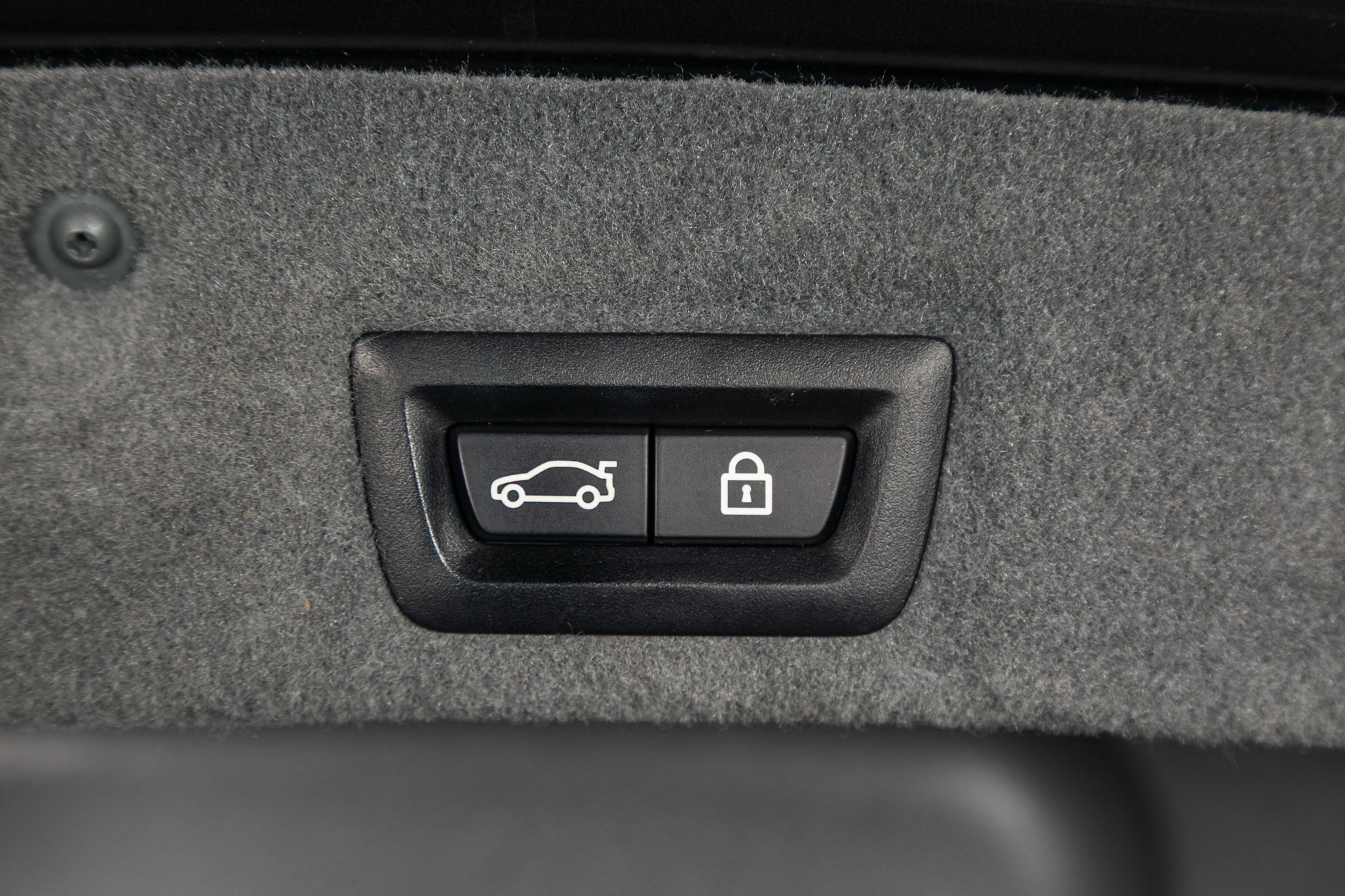 BMW 7 Series ALPINA B7 xDrive Sedan 2012