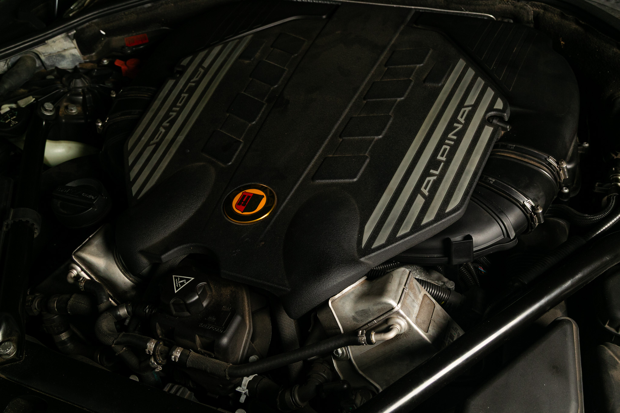 BMW 7 Series ALPINA B7 xDrive Sedan 2012