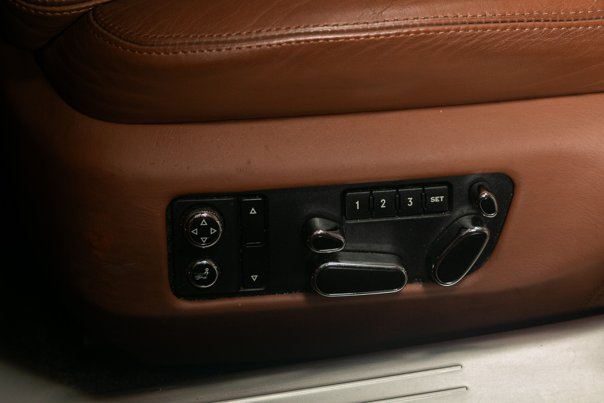 Bentley Continental Flying Spur 4dr Sdn AWD 2006