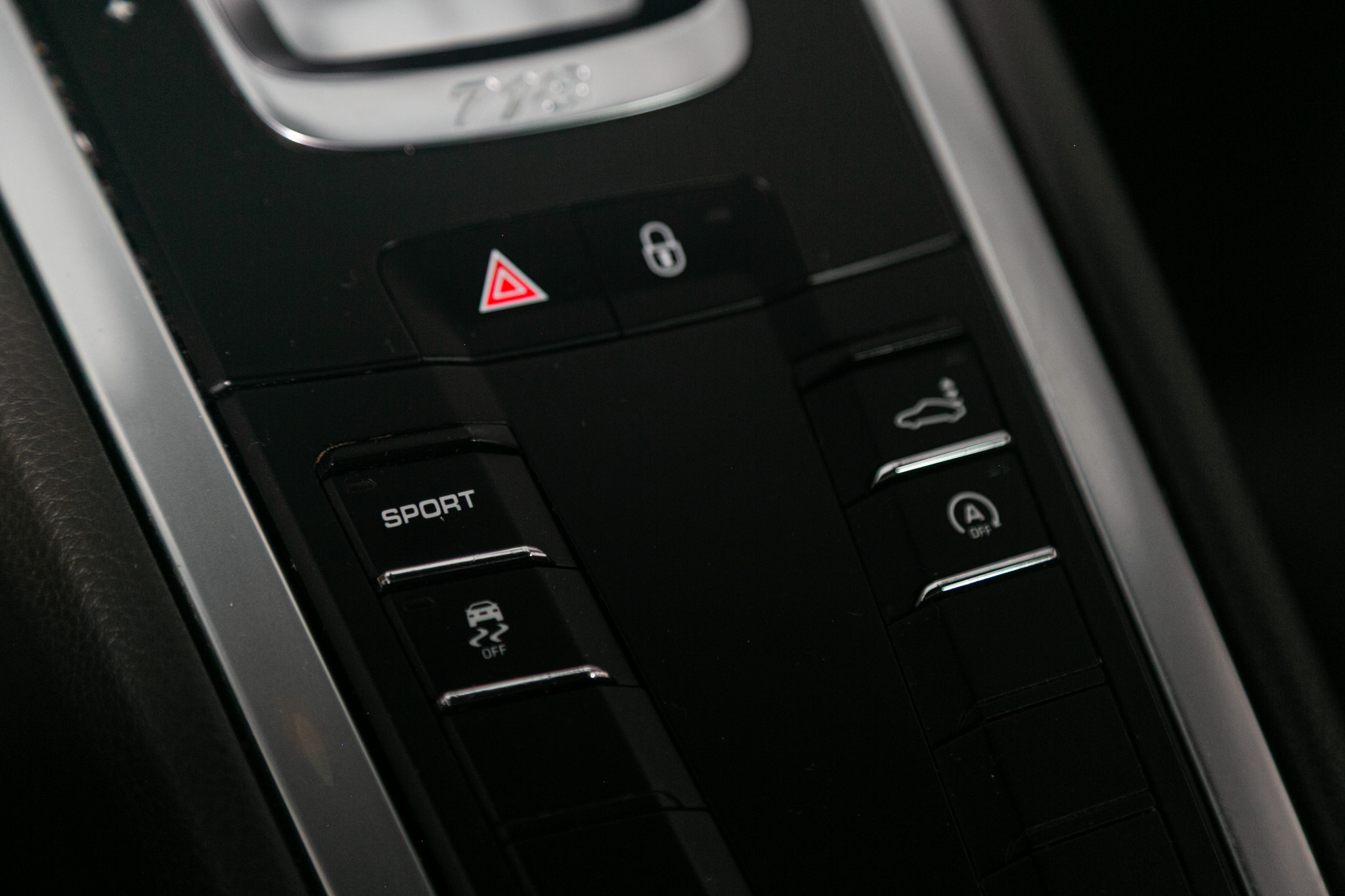 Porsche 718 Cayman Coupe 2018