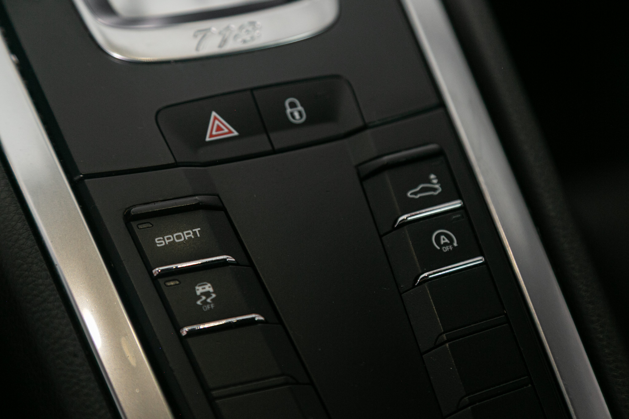 Porsche 718 Cayman Coupe 2018