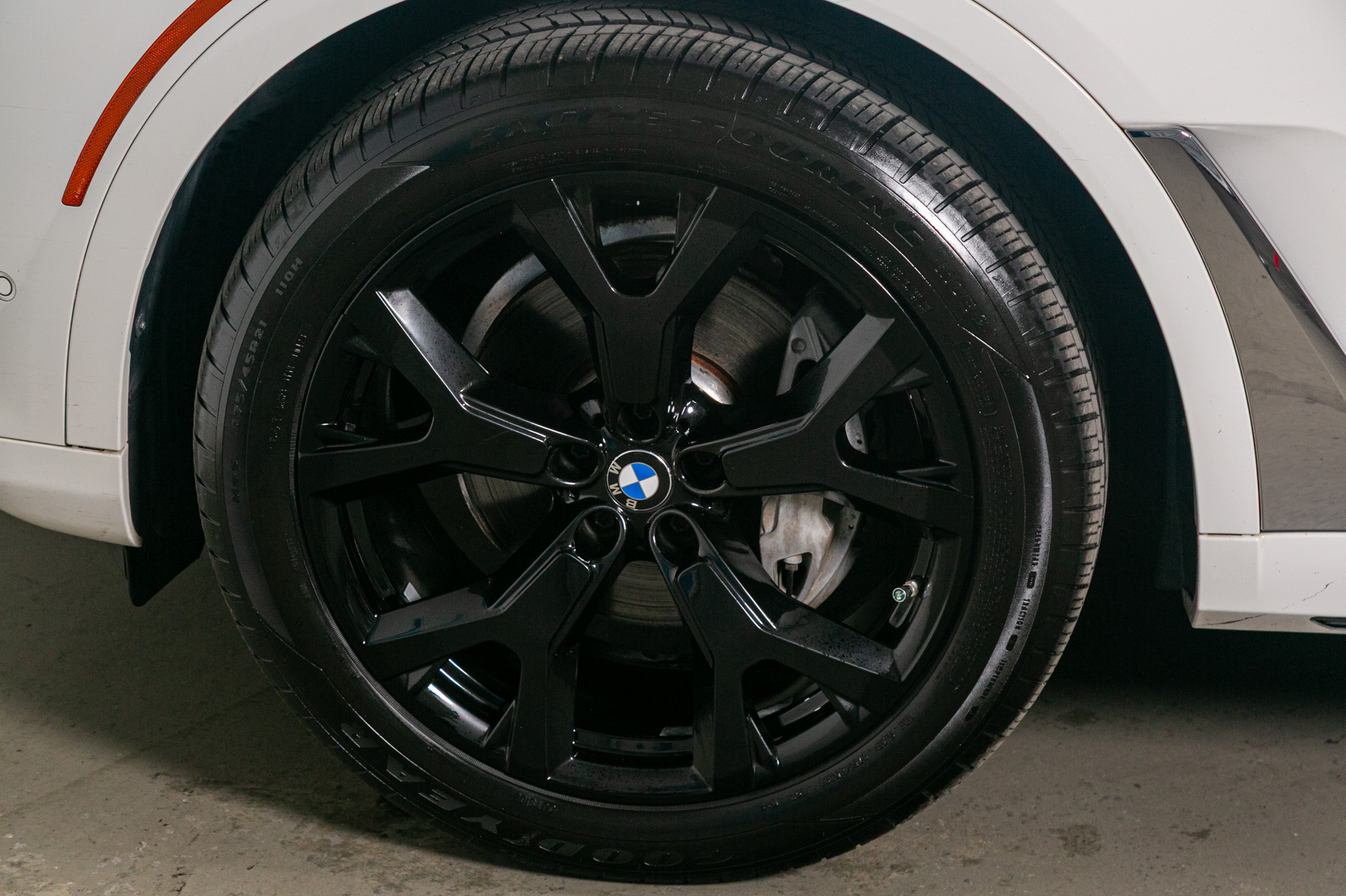 BMW X7 xDrive40i Sports Activity Vehicle 2020