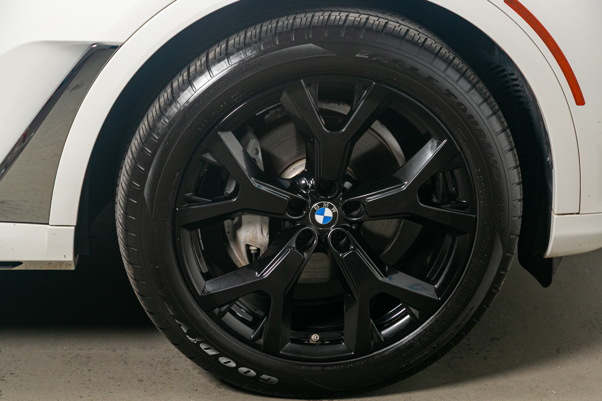 BMW X7 xDrive40i Sports Activity Vehicle 2020