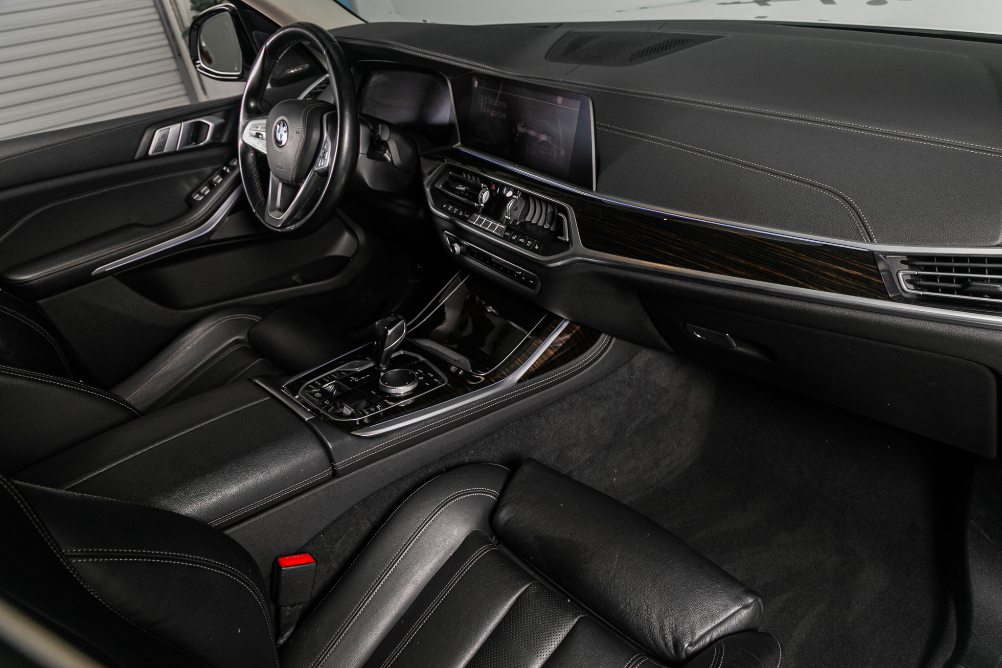 BMW X7 xDrive40i Sports Activity Vehicle 2020