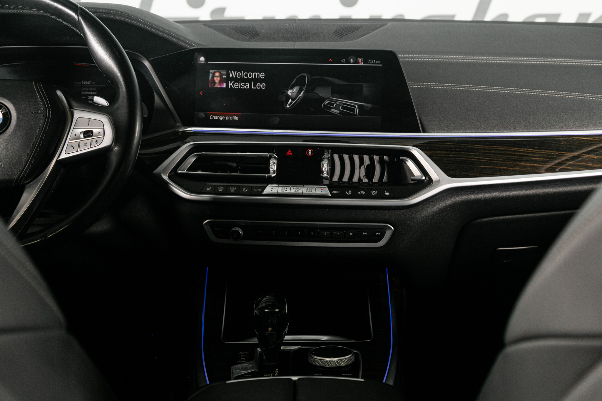 BMW X7 xDrive40i Sports Activity Vehicle 2020