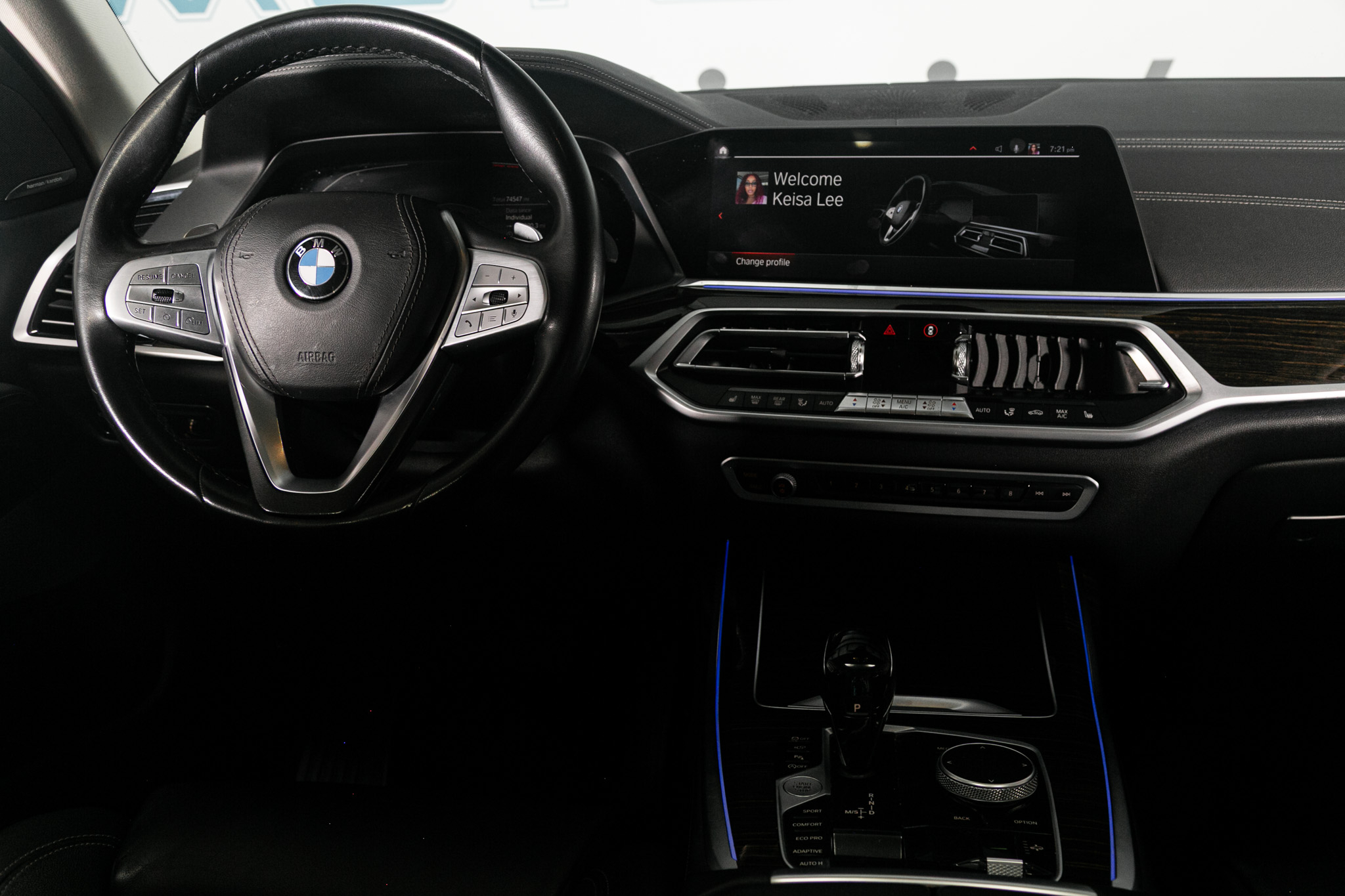 BMW X7 xDrive40i Sports Activity Vehicle 2020