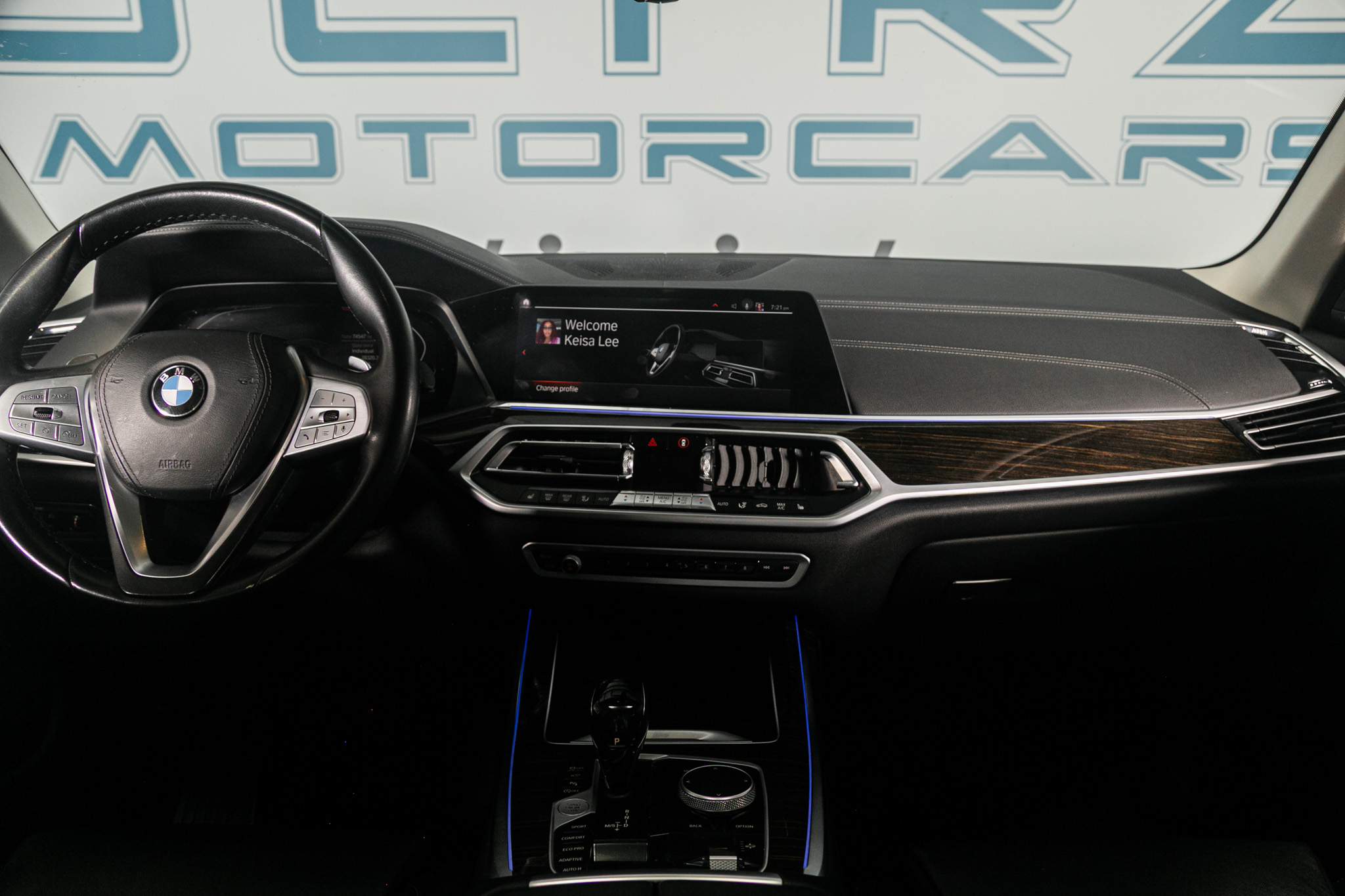 BMW X7 xDrive40i Sports Activity Vehicle 2020