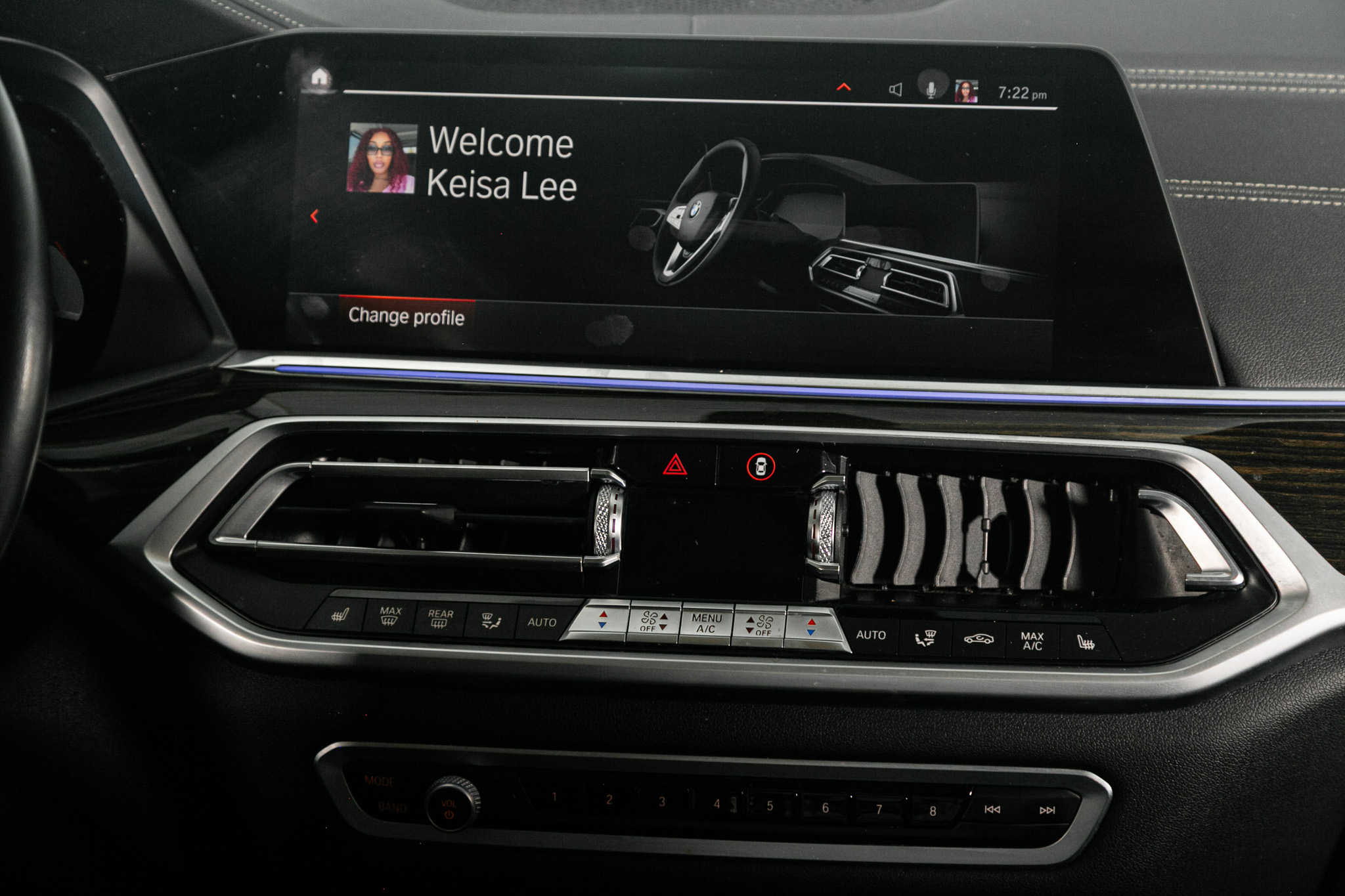 BMW X7 xDrive40i Sports Activity Vehicle 2020