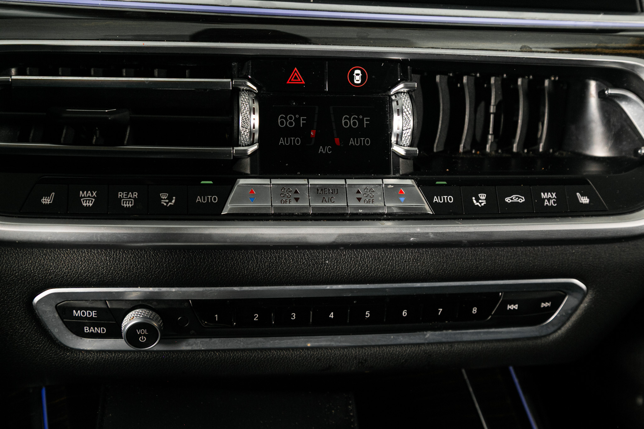 BMW X7 xDrive40i Sports Activity Vehicle 2020