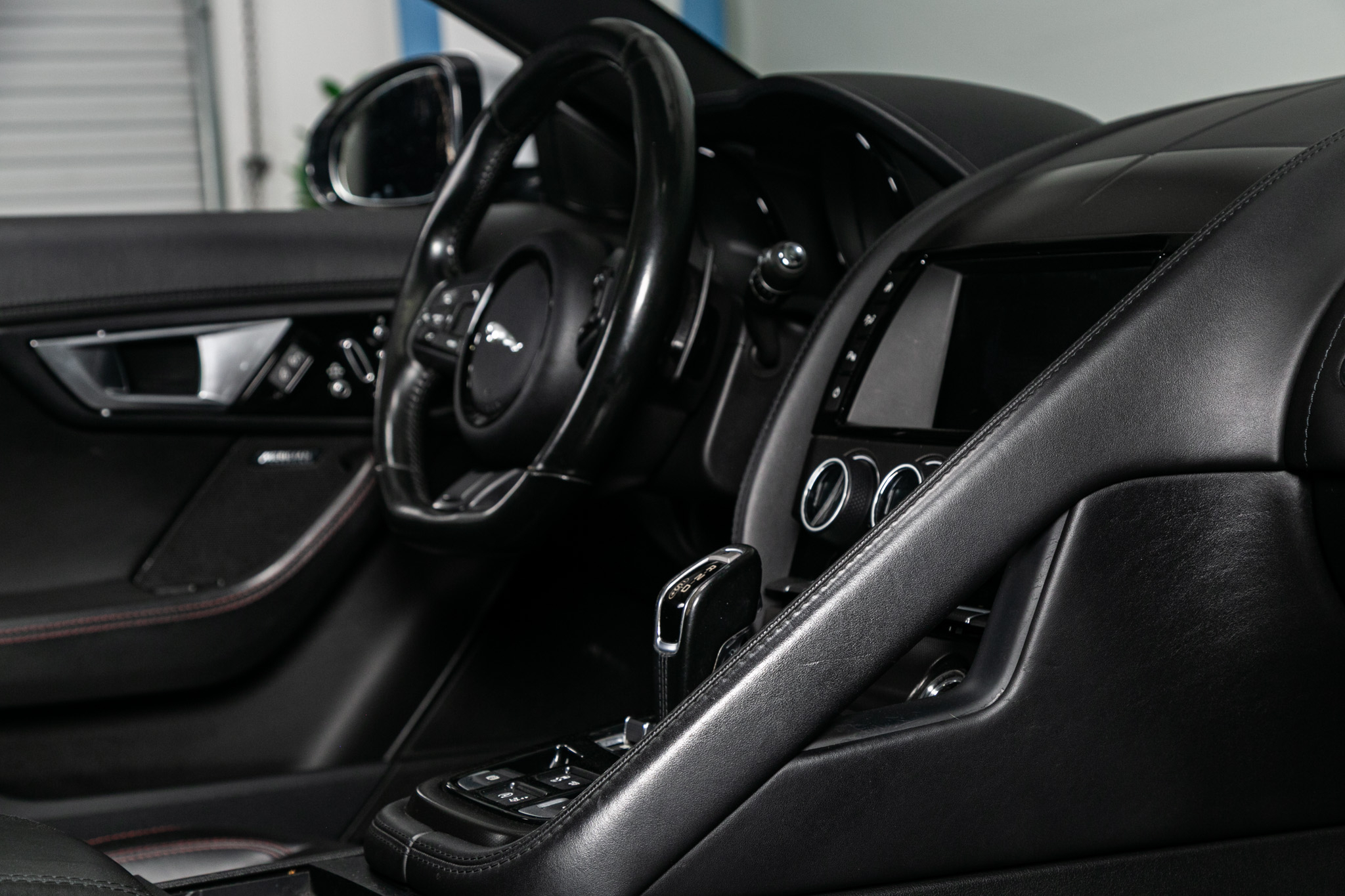 Jaguar F-Type Convertible Auto S AWD 2017