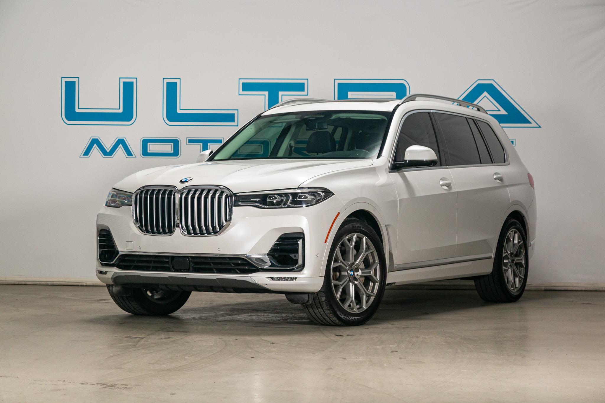 BMW X7 xDrive50i Sports Activity Vehicle 2019
