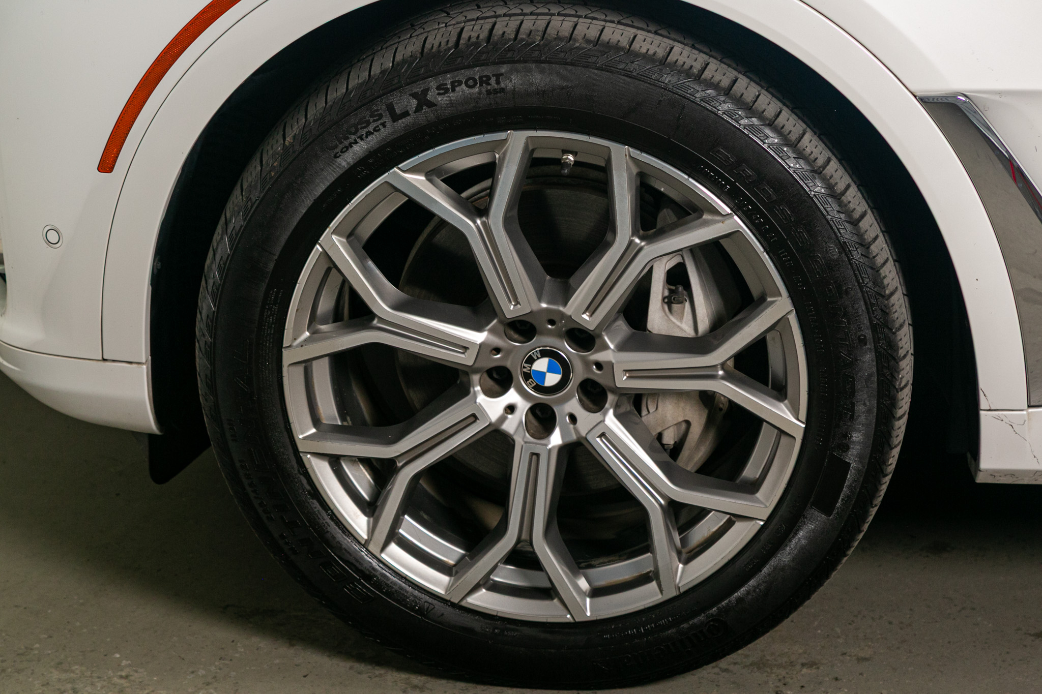 BMW X7 xDrive50i Sports Activity Vehicle 2019