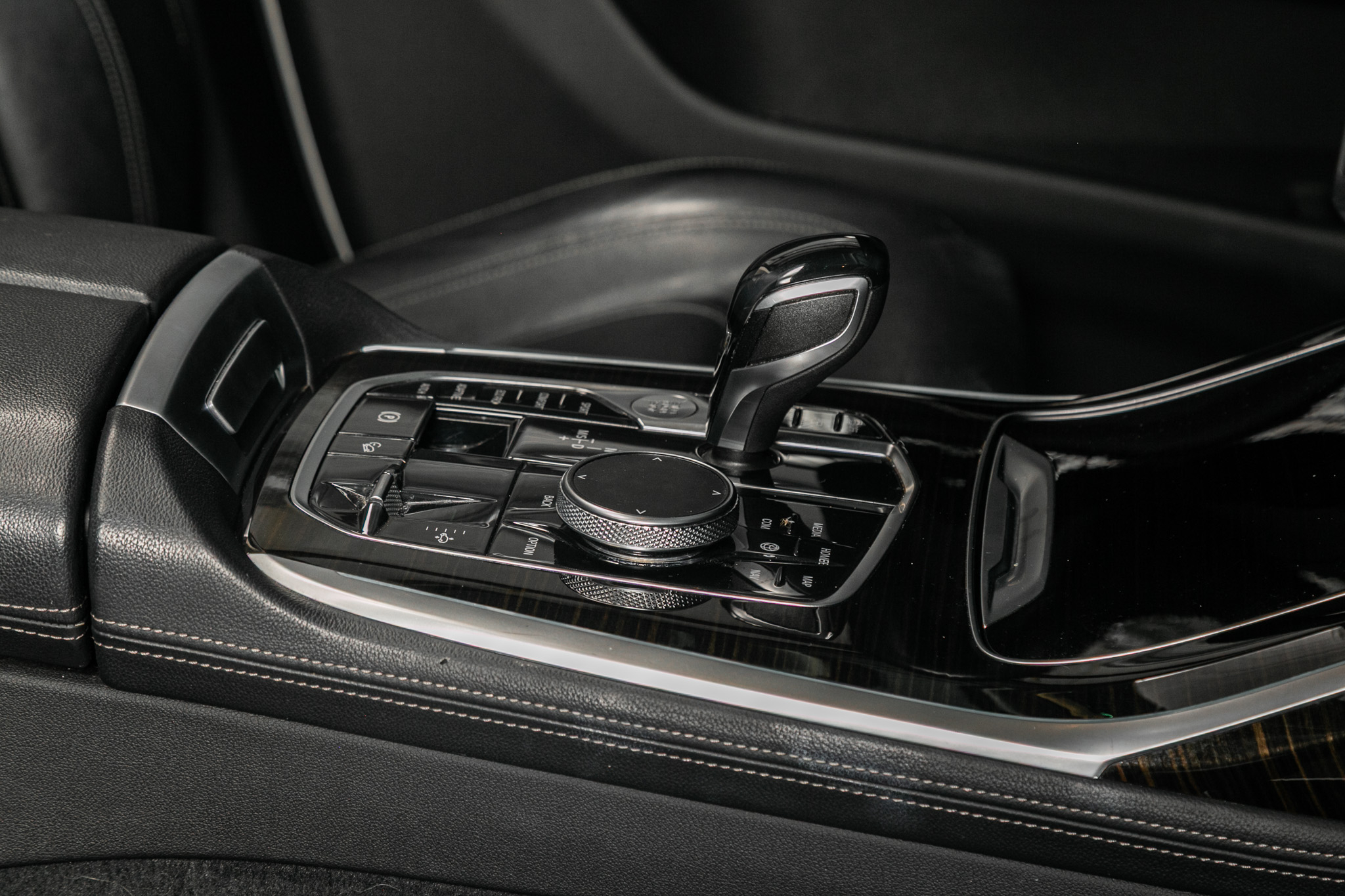 BMW X7 xDrive50i Sports Activity Vehicle 2019