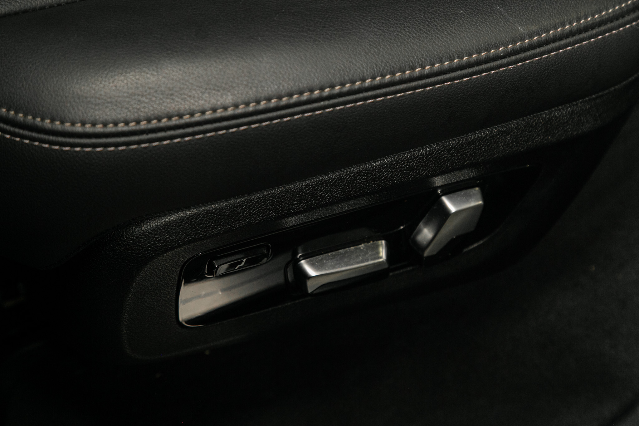 BMW X7 xDrive50i Sports Activity Vehicle 2019