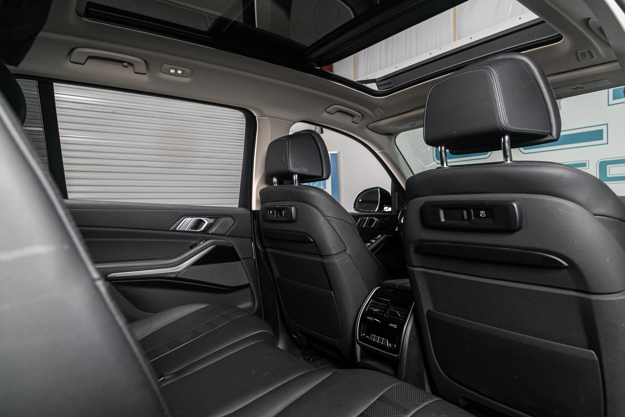 BMW X7 xDrive50i Sports Activity Vehicle 2019