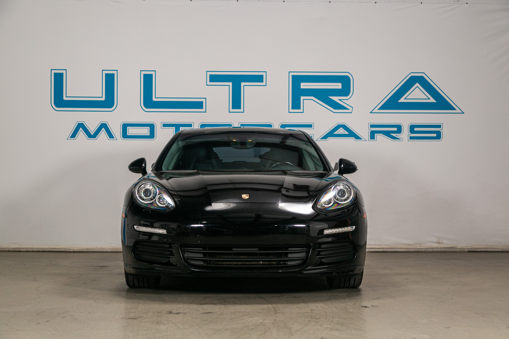Porsche Panamera 4dr HB 4 2015