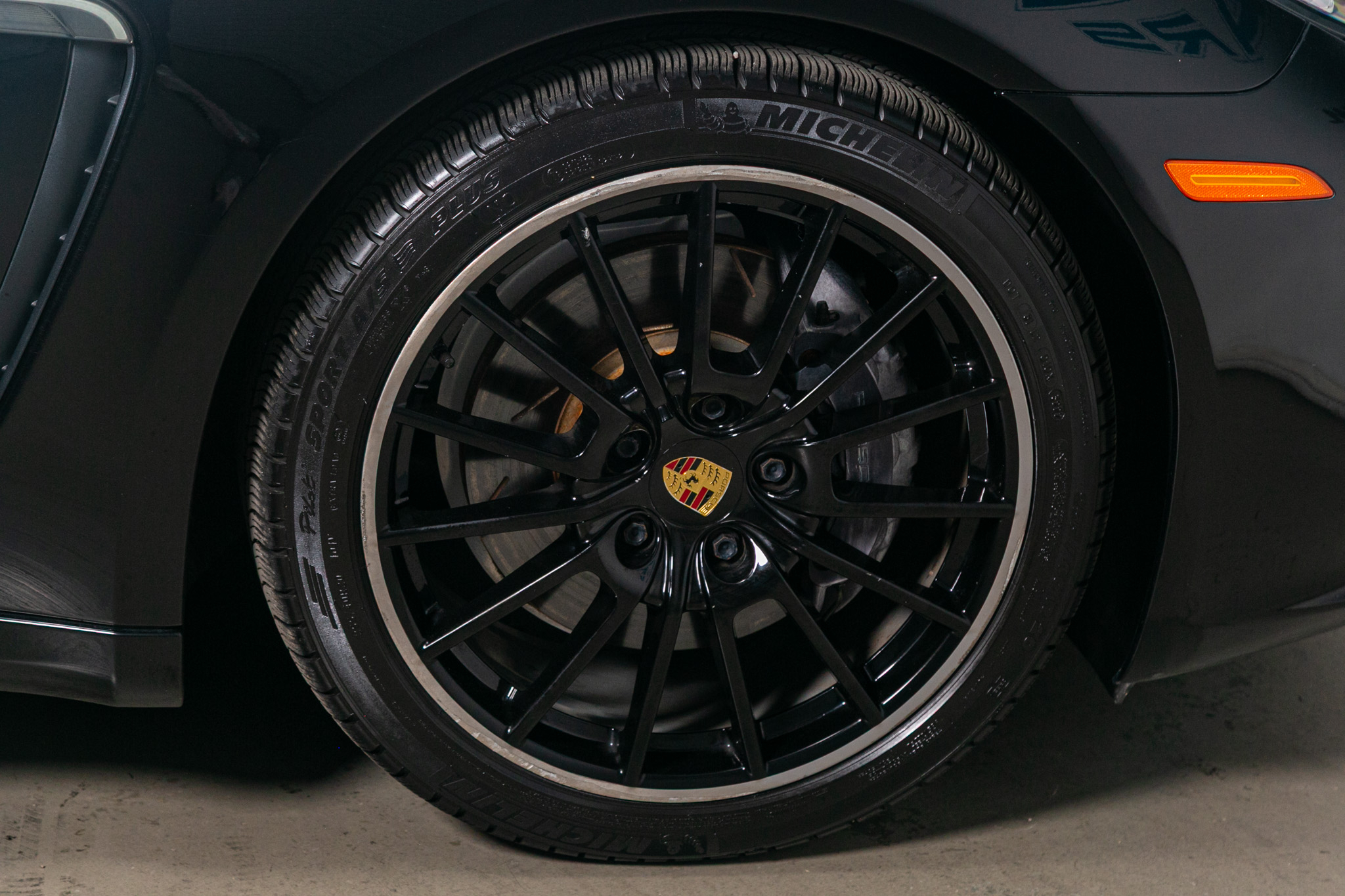 Porsche Panamera 4dr HB 4 2015