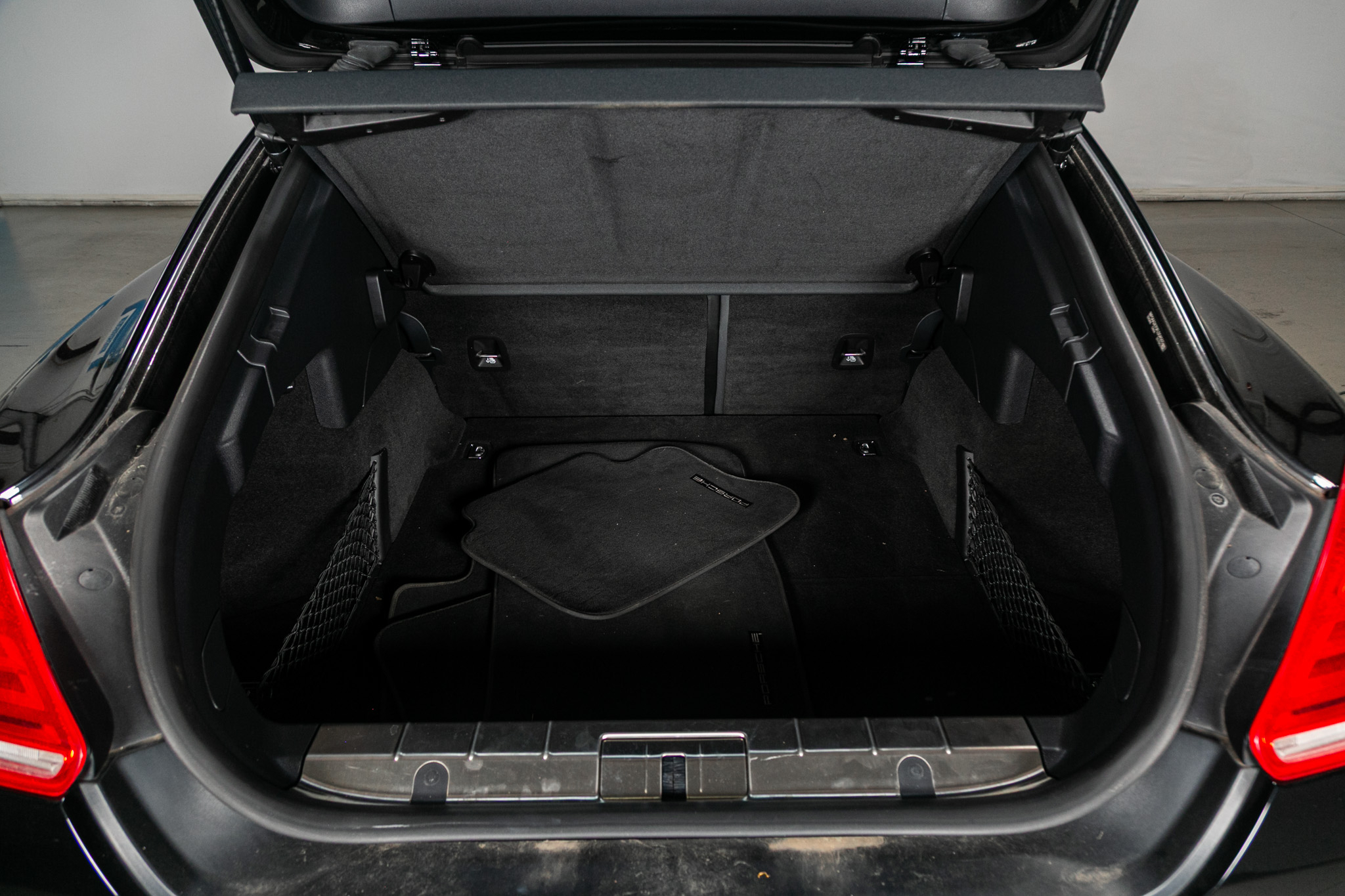 Porsche Panamera 4dr HB 4 2015