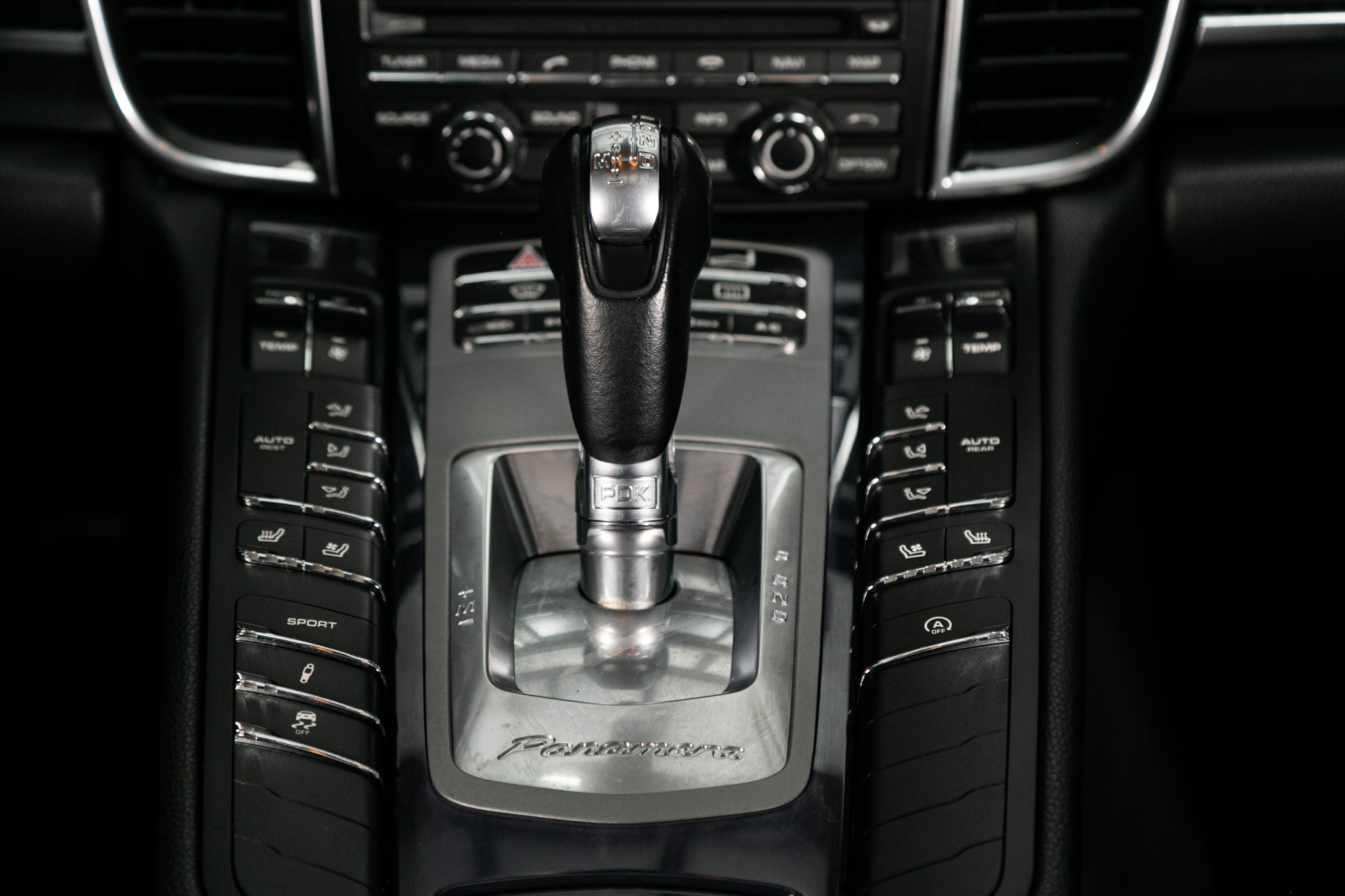 Porsche Panamera 4dr HB 4 2015