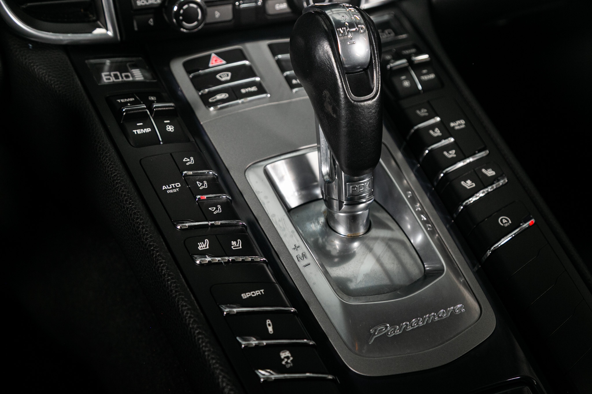 Porsche Panamera 4dr HB 4 2015