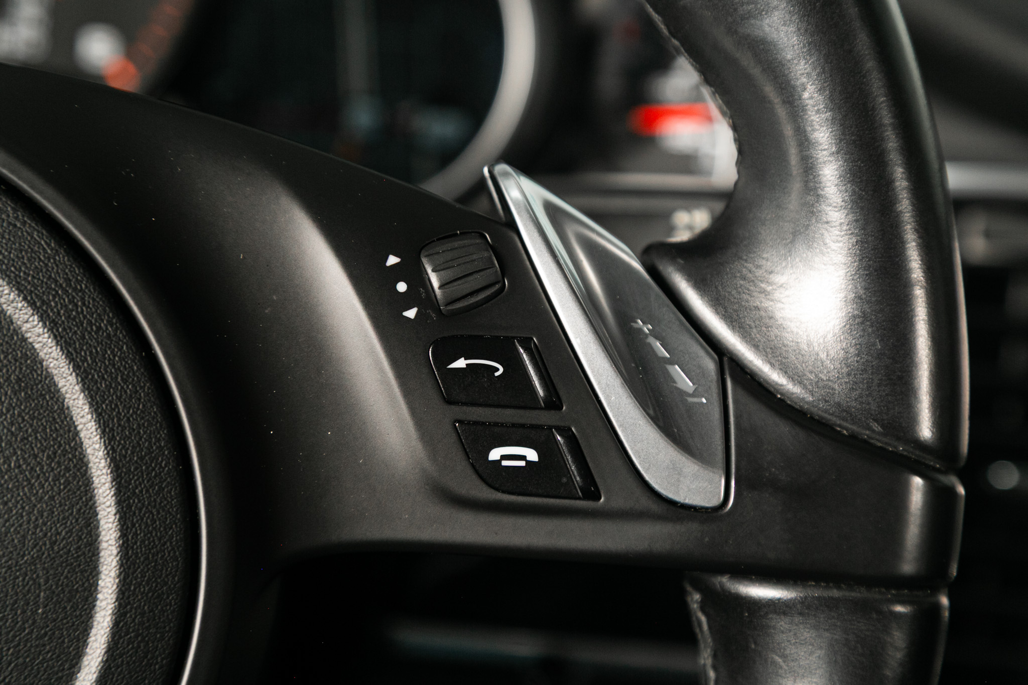 Porsche Panamera 4dr HB 4 2015