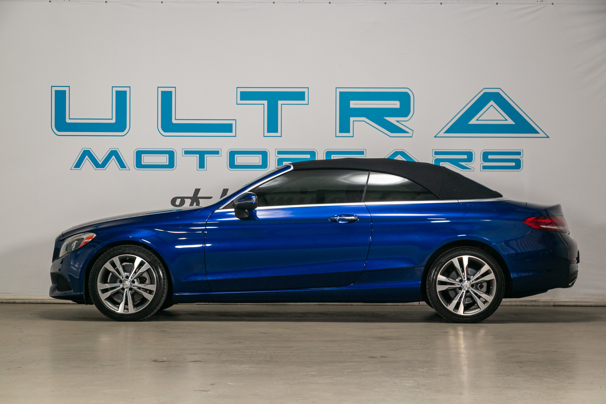 Mercedes-Benz C-Class C 300 4MATIC Cabriolet 2017