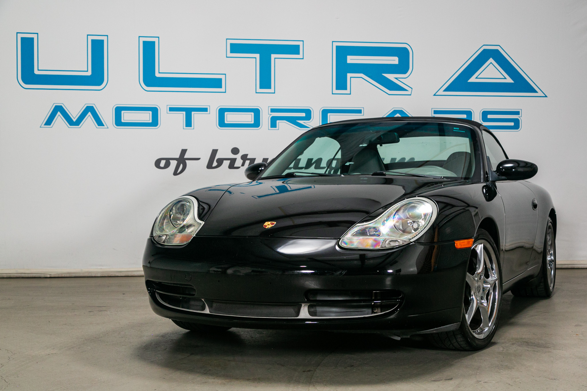 Porsche 911 Carrera 2dr Carrera Cabriolet 6-Spd Manual 2001