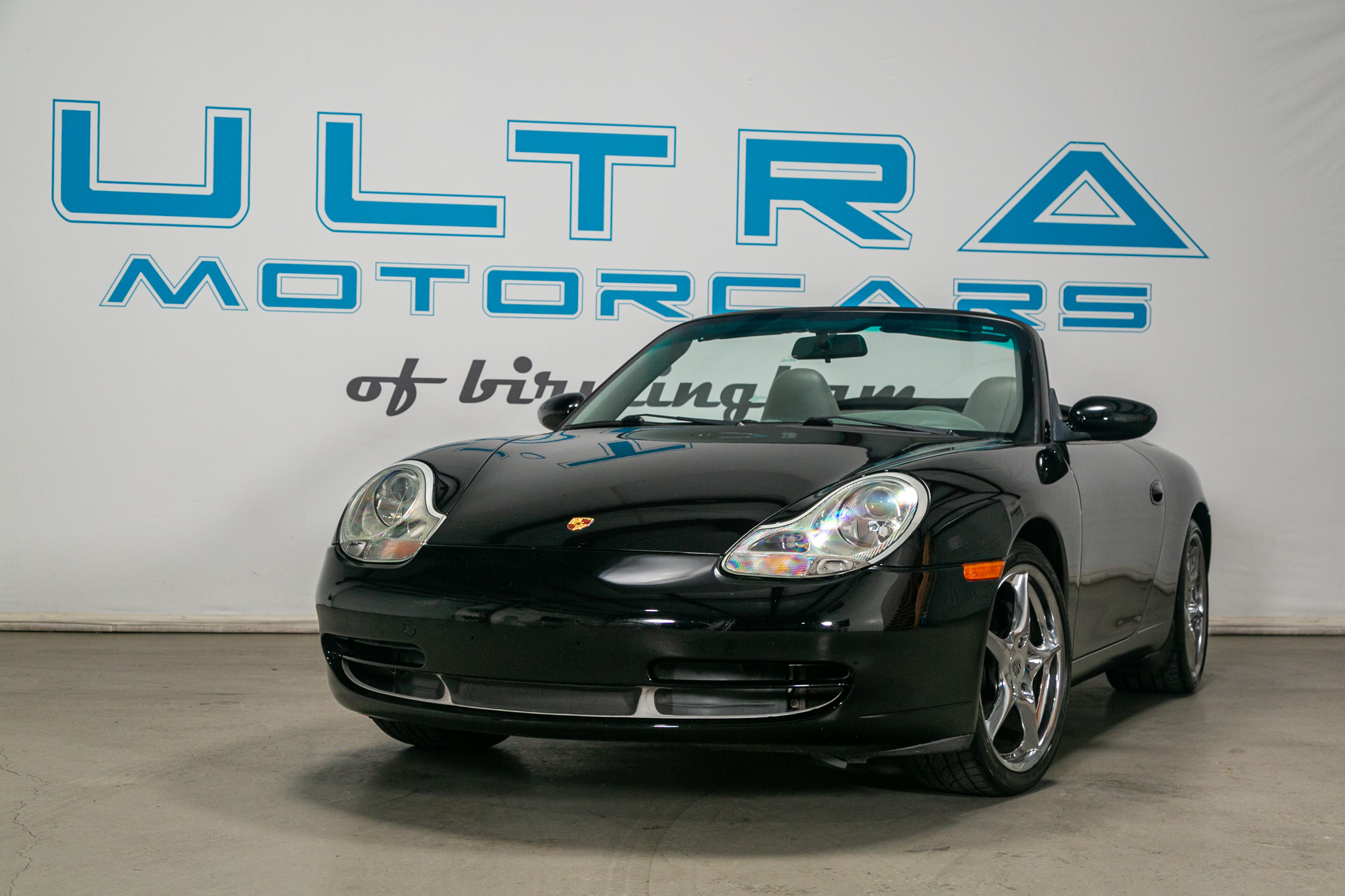 Porsche 911 Carrera 2dr Carrera Cabriolet 6-Spd Manual 2001