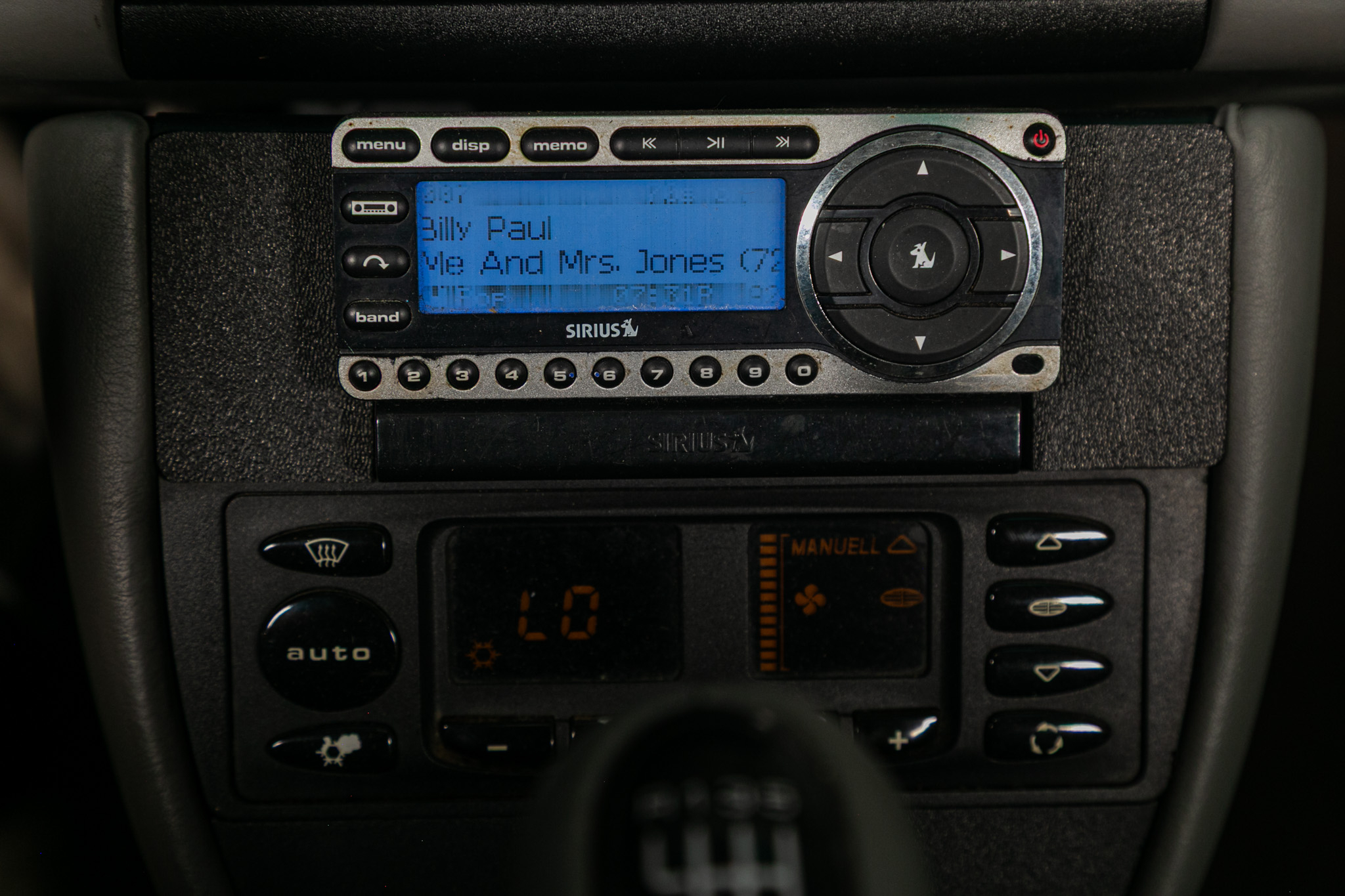 Porsche 911 Carrera 2dr Carrera Cabriolet 6-Spd Manual 2001