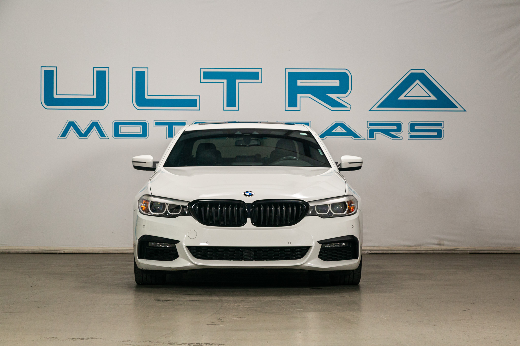 BMW 5 Series 540i Sedan 2019