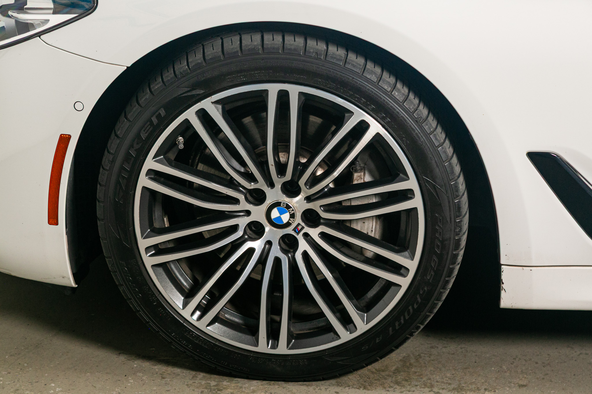 BMW 5 Series 540i Sedan 2019