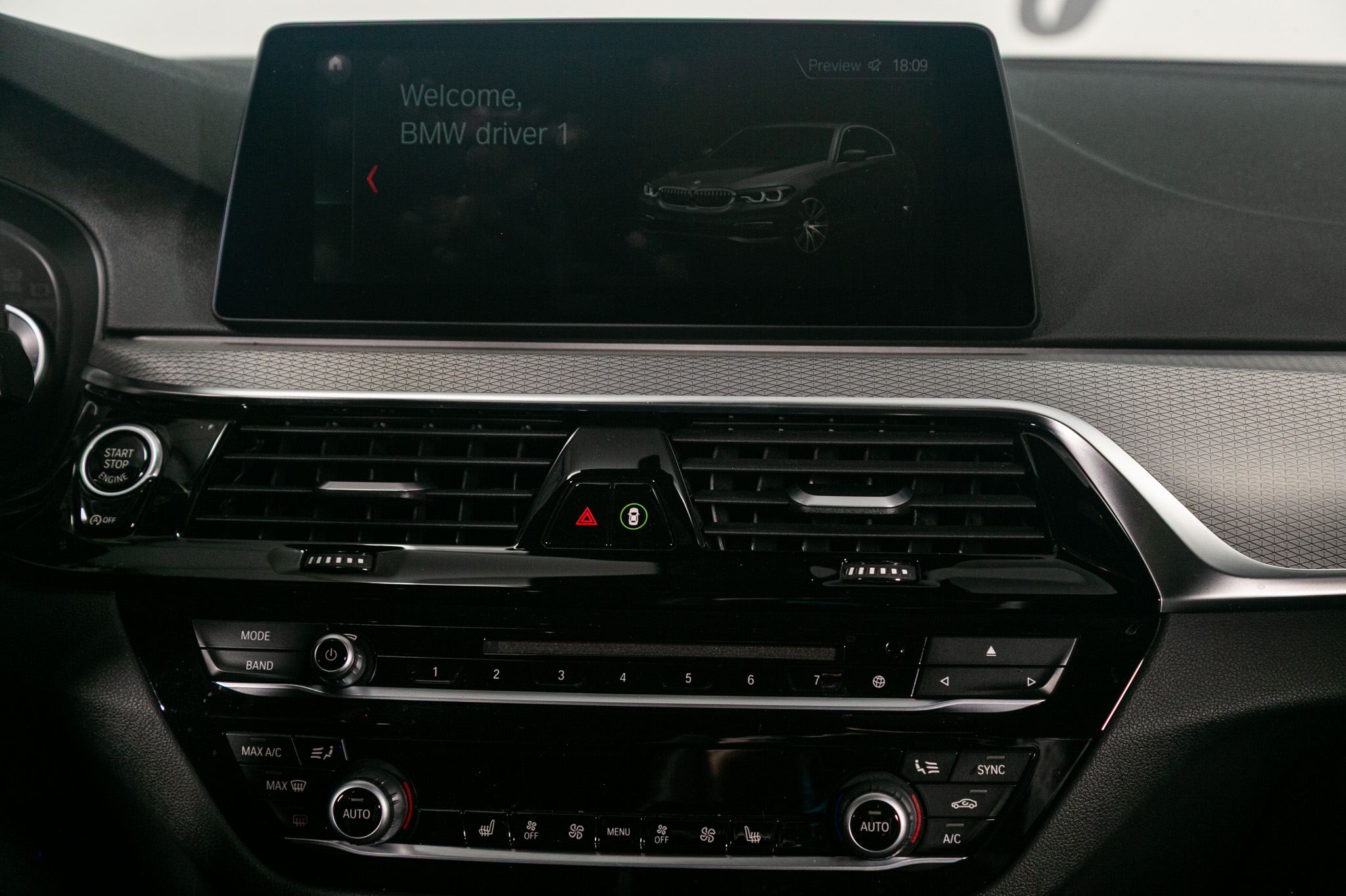 BMW 5 Series 540i Sedan 2019